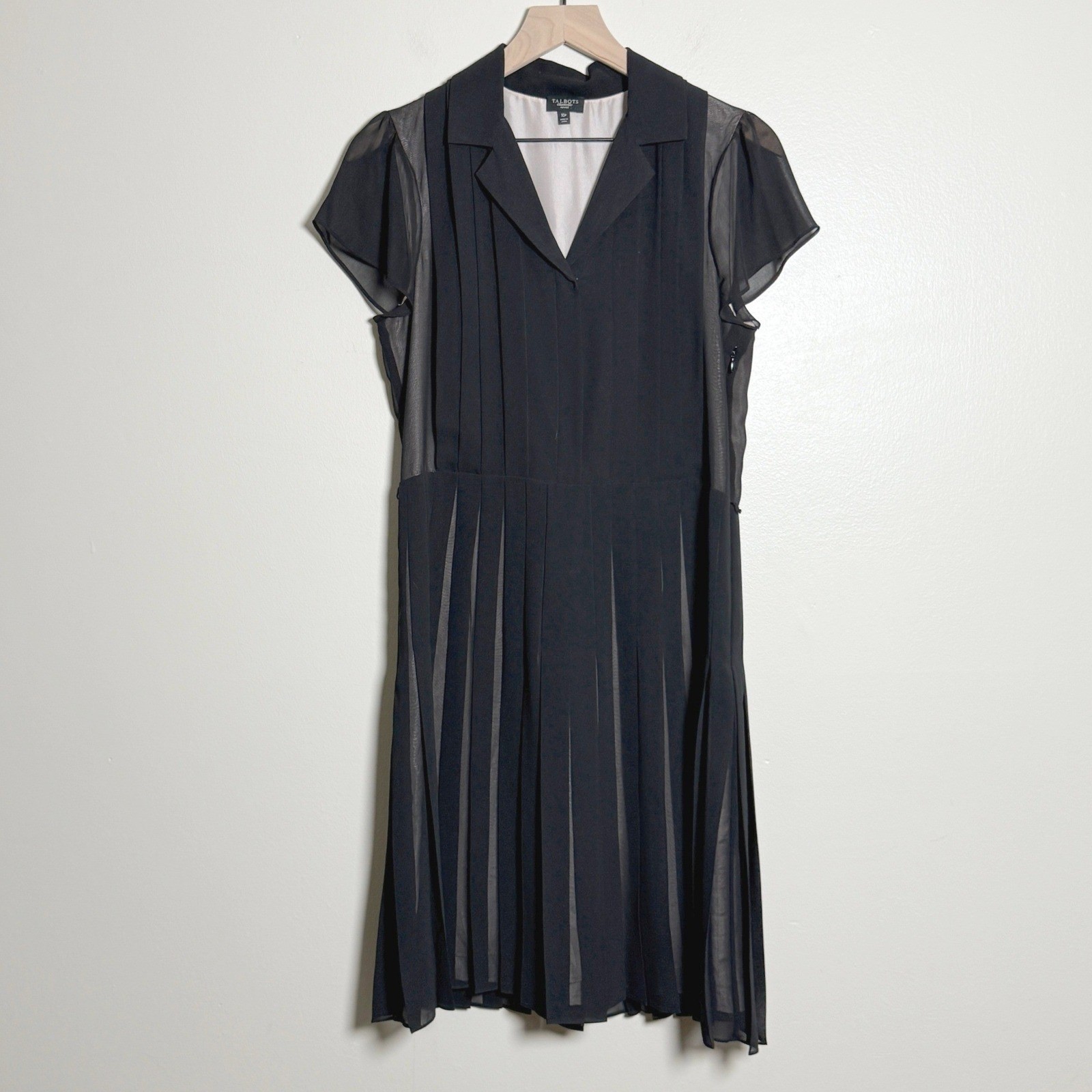 Talbots Womens Silk Sheath Dress 10P Black Pink Pleated Formal Modest Brunch