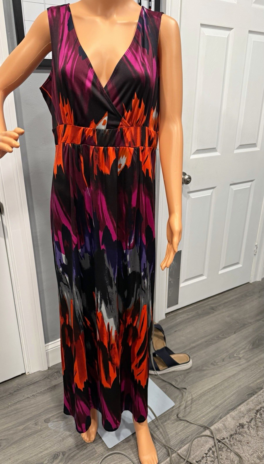 Elementz Abstract V-Neck Sleeveless Knit Stretch Maxi Dress Multicolor L