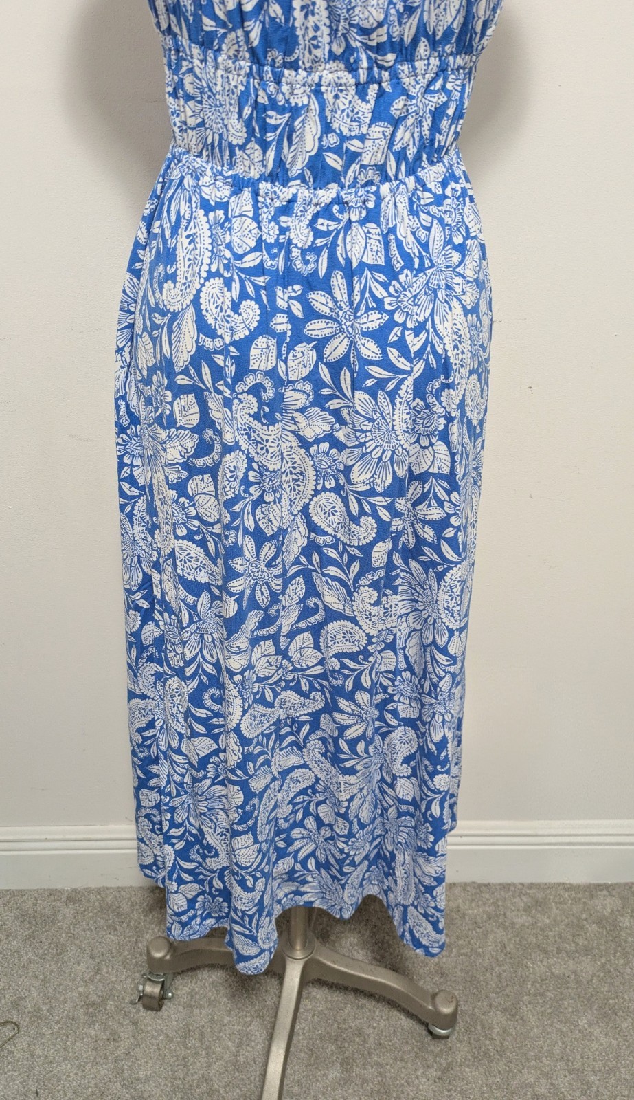 LOFT Blue Floral Paisley Midi Jersey Dress SMALL Summer Resort Beachy Feminine