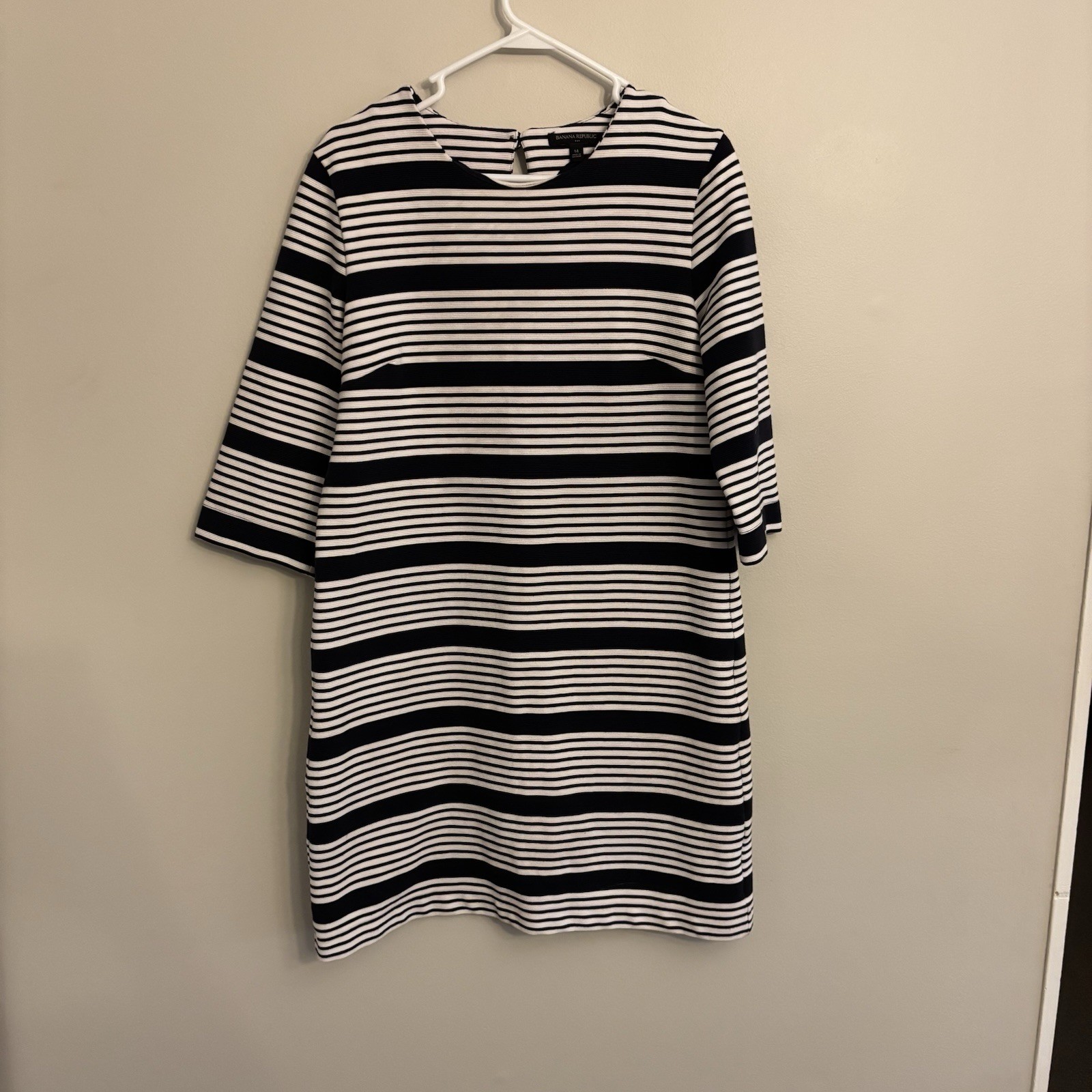 Banana Republic Black White 3/4 Sleeve Midi Dress Women’s Size 14 EUC