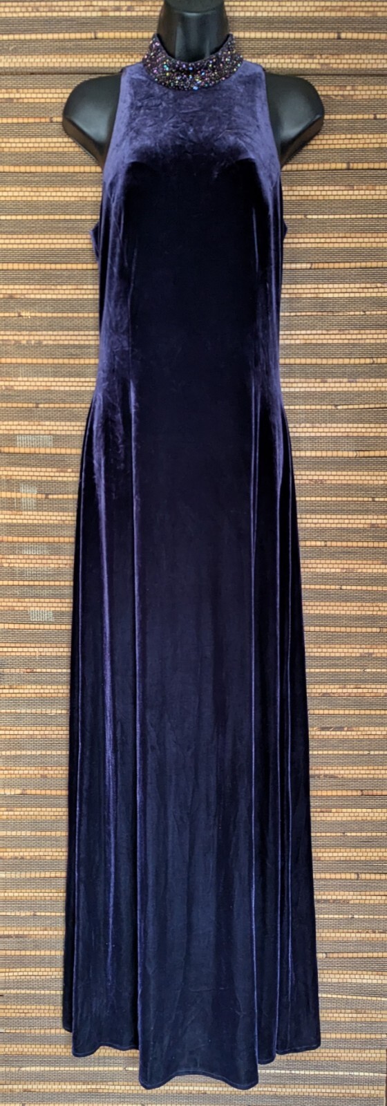 JS BOUTIQUE Womens 10 or M Purple Velvet Beaded Collar Halter Long Evening Gown