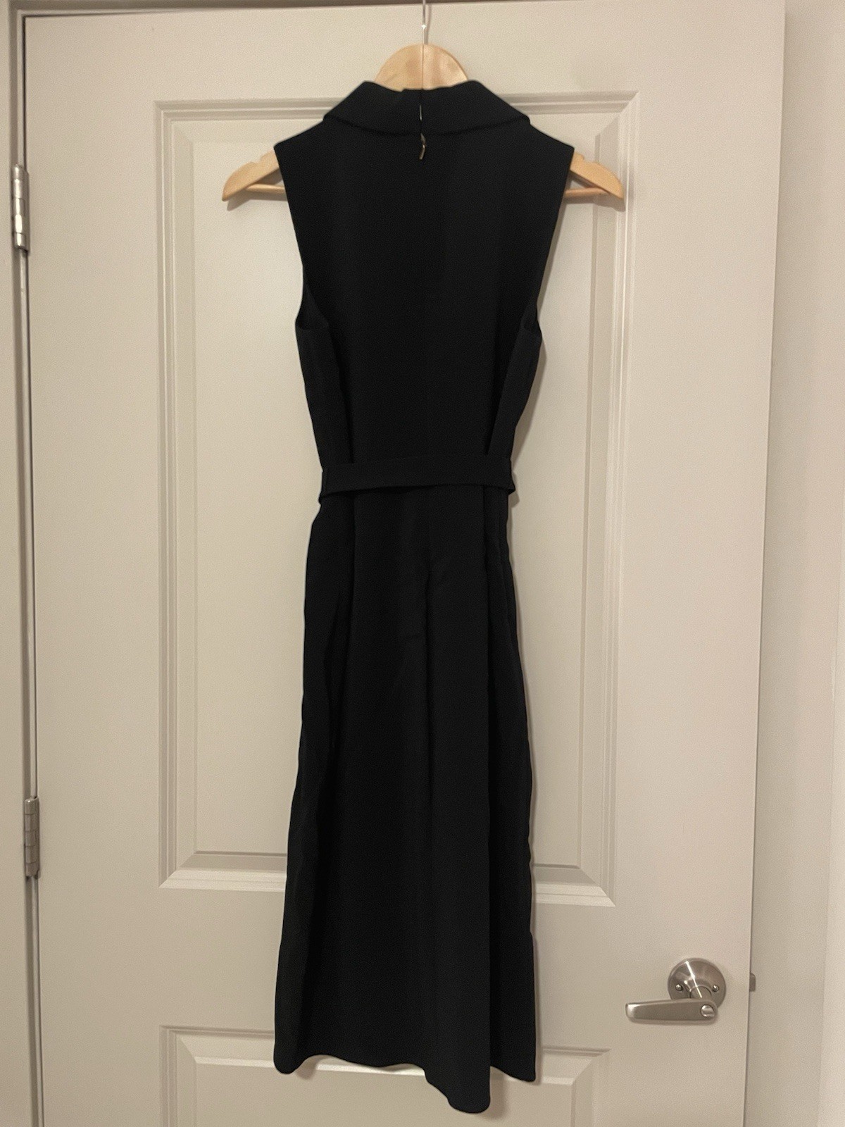 Donna Karan New York Black Solid V-Neck Sleeveless Wrap Belted Dress 8
