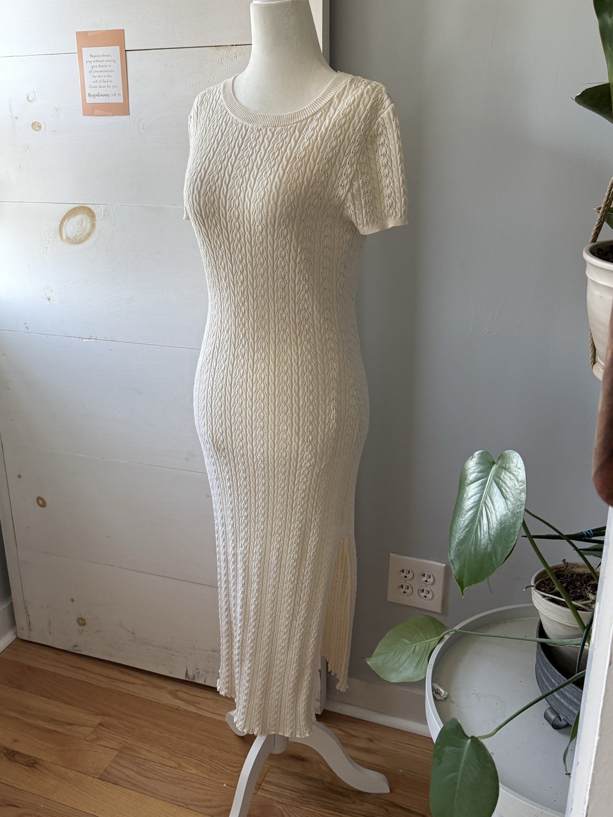 Willow And Wind Cable Knit sheath dress Almond Size L. Fits Like M New Other