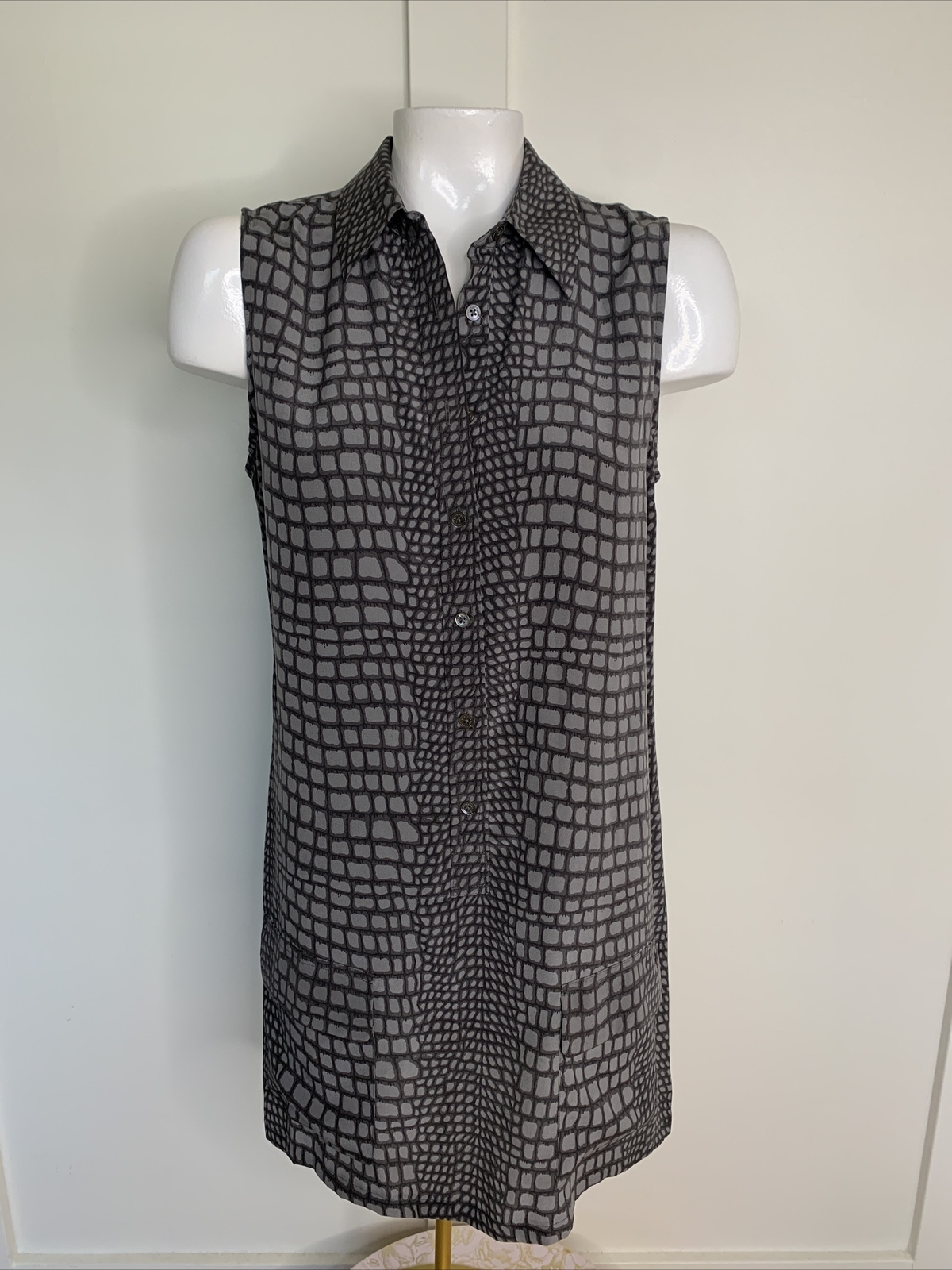 Equipment Femme Sz SGray Snakeskin Print 100% Silk Lucida Sleeveless Shirt Dress