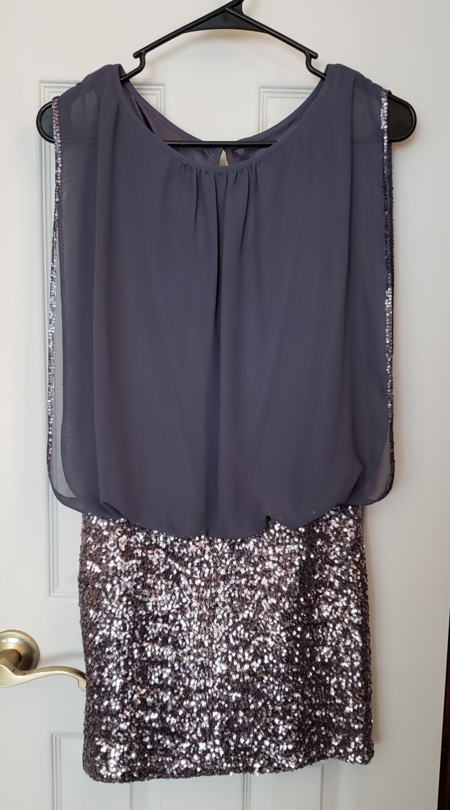 ​AQUA Gray Sequin Blouson Dress 0 Chiffon Cocktail Party Wedding Guest Mini