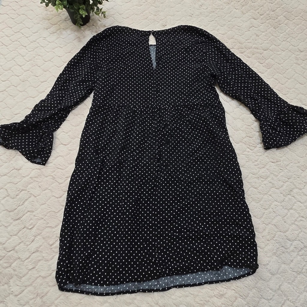 Old Navy Black and White Polka-Dot Ruffle Sleeve Shift Dress, Size Small