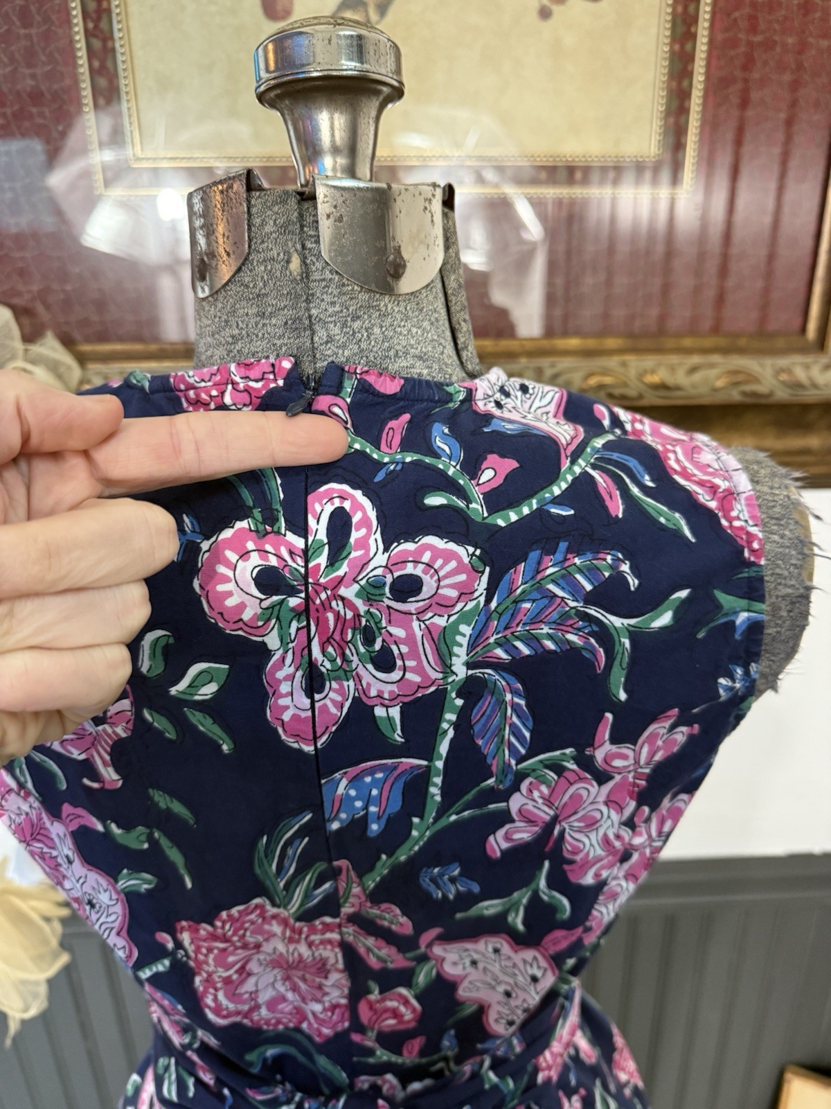 Fitzroy & Willa 100% Cotton Floral Fit and Flare Mini Dress ~ Size Medium 🧡🍄