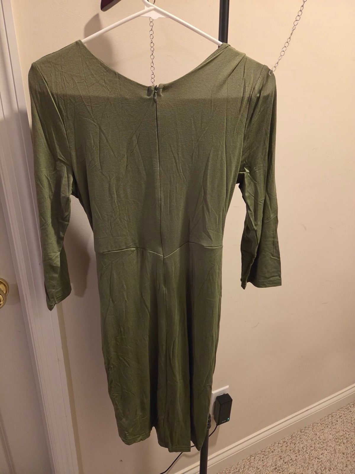 Knot-Front Olive Green Midi Dress with Three-Quarter Sleeves