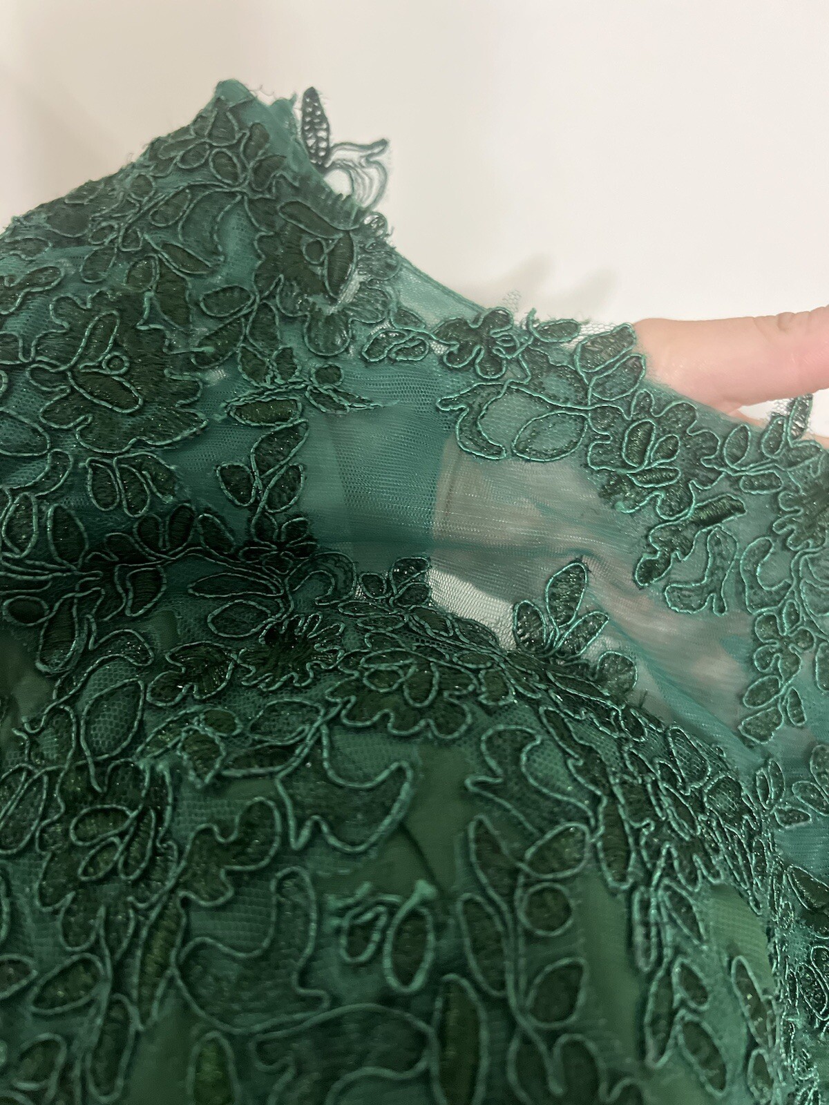 NWOT! Beautiful Party Dress With Back Lace That Can Be Extended. Size M-XL.