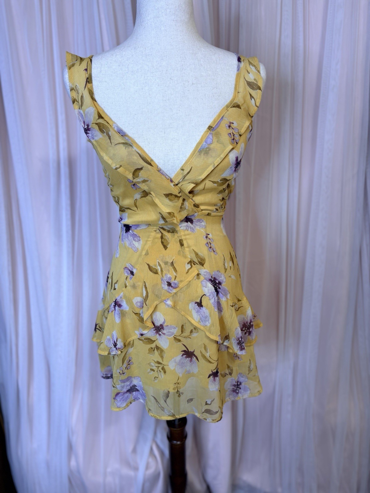 Fashion Nova Yellow Purple Floral V-Neck Ruffle Zip Mini Dress Women’s M