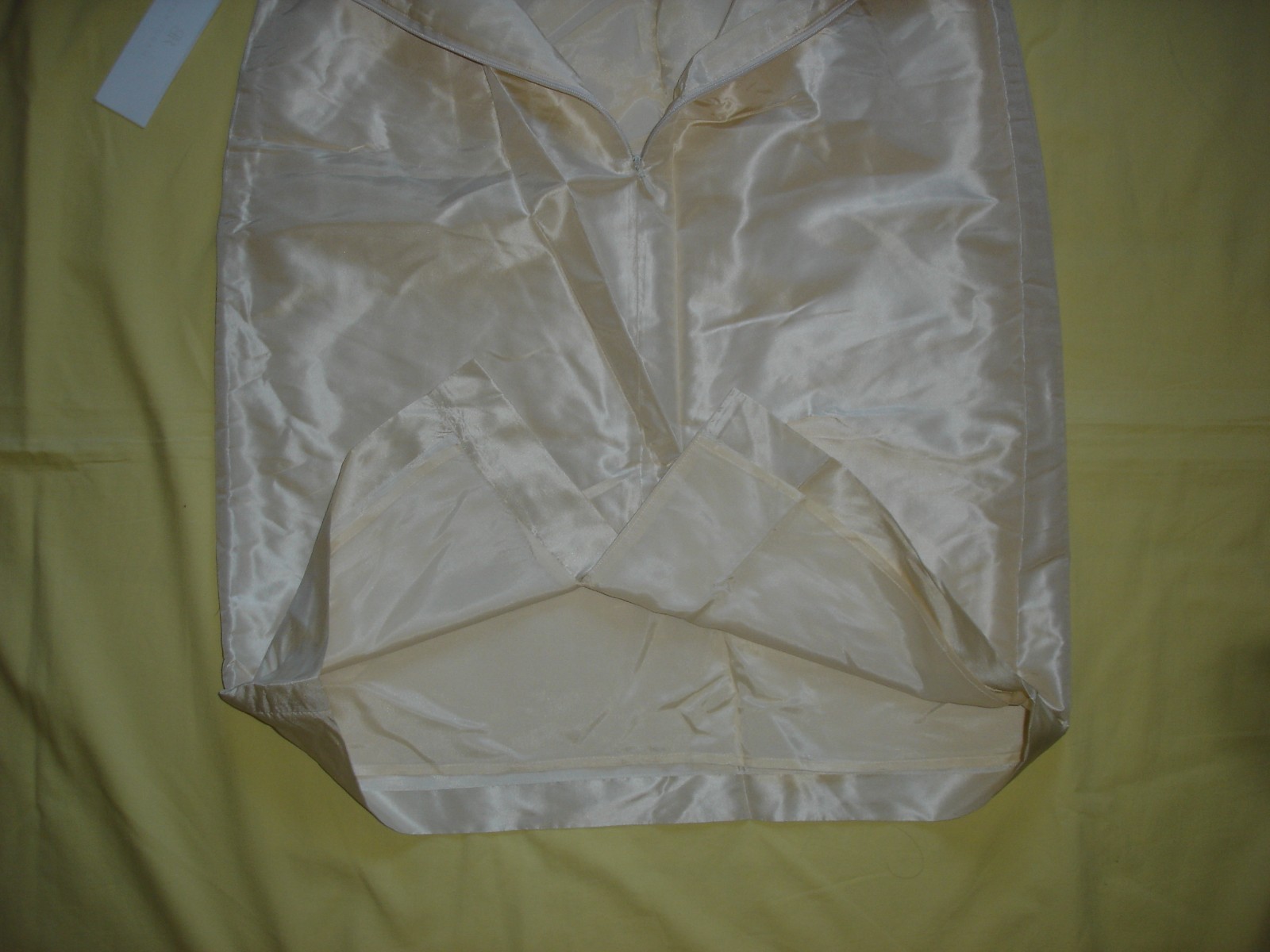 NWT New Banana Republic Monogram lightweight Cream Silk Dress 8 Rare Vintage Hot