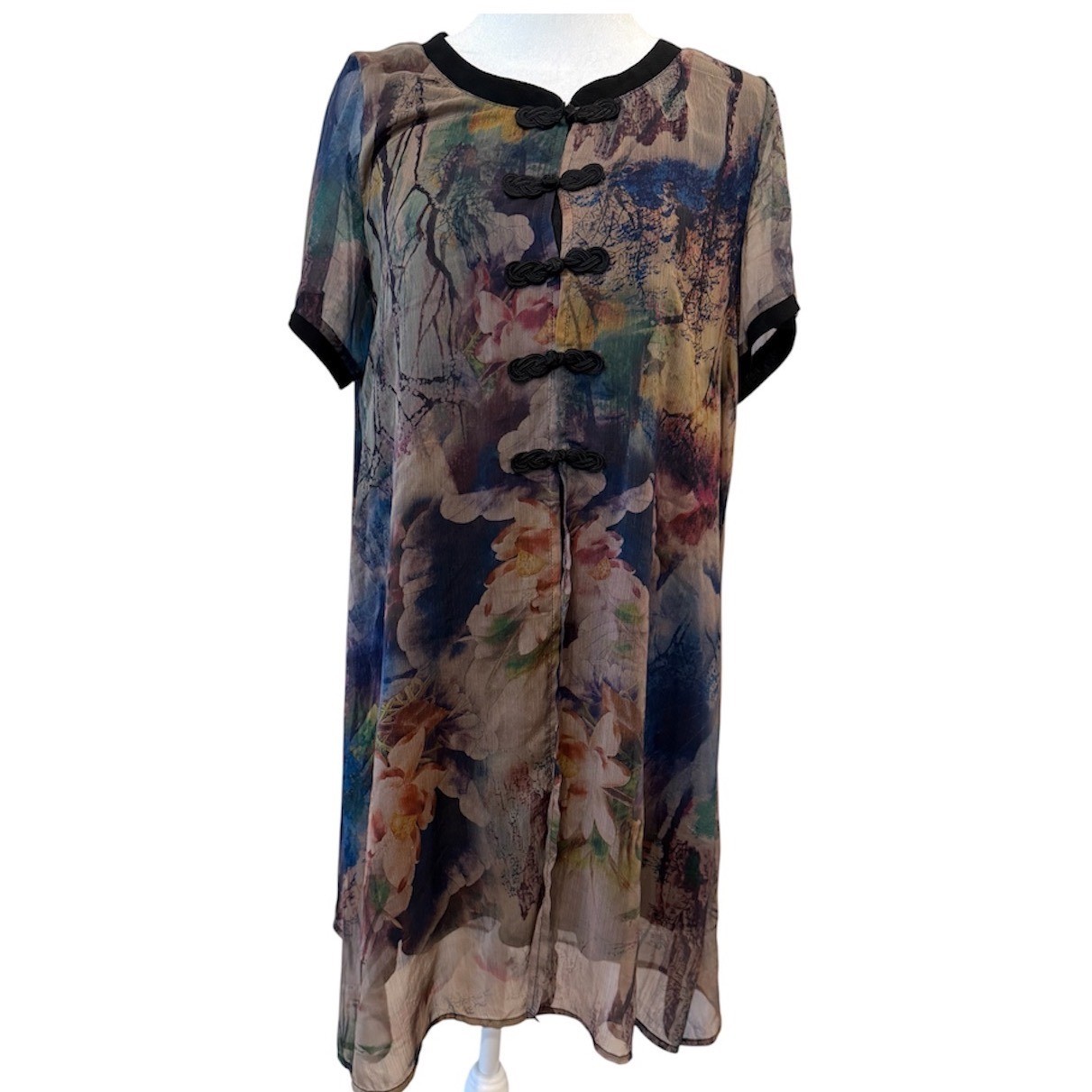Artistic Watercolor Floral Dress Fully LinedChinese Frog Button Detail – M/L