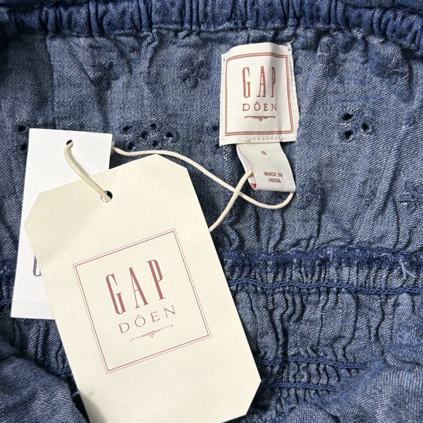 Gap x Dôen collaboration eyelet denim midi dress. 100% Cotton Size Small