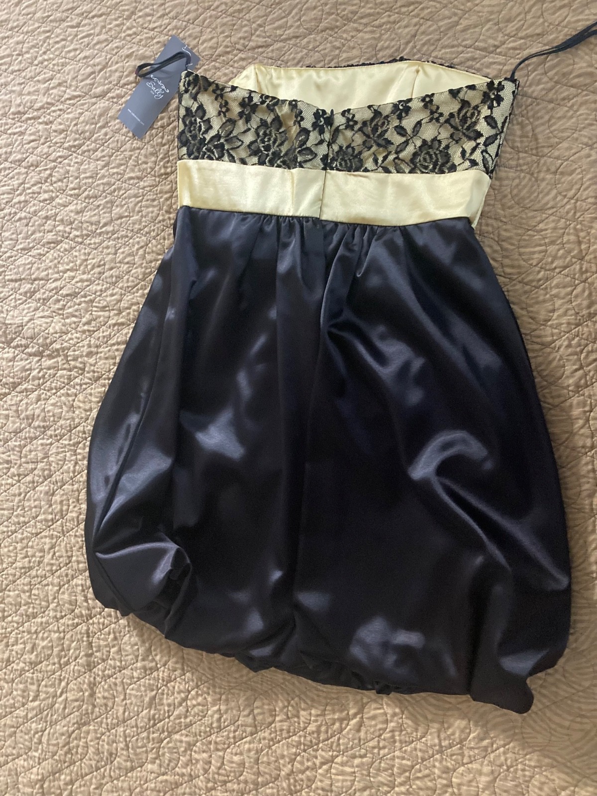 Sally USA NWT Medium HOCO Dress Black with Yellow Bow and Lace Accent