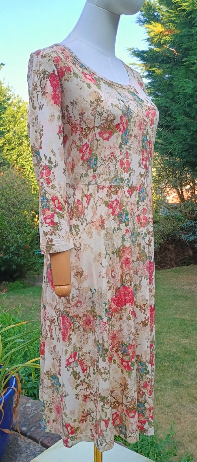 Peruvian Connection Antique Cream Vintage Floral Print Jersey Midi Dress Size S