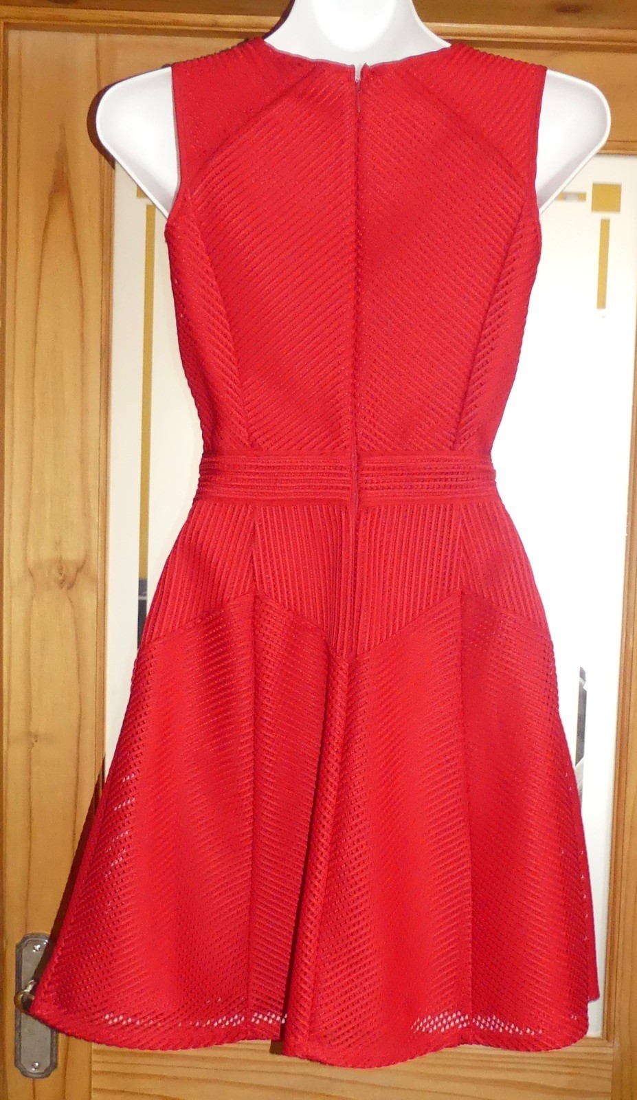 REISS “TOPAZ” RED TEXTURED FIT N FLARE DRESS UK 8