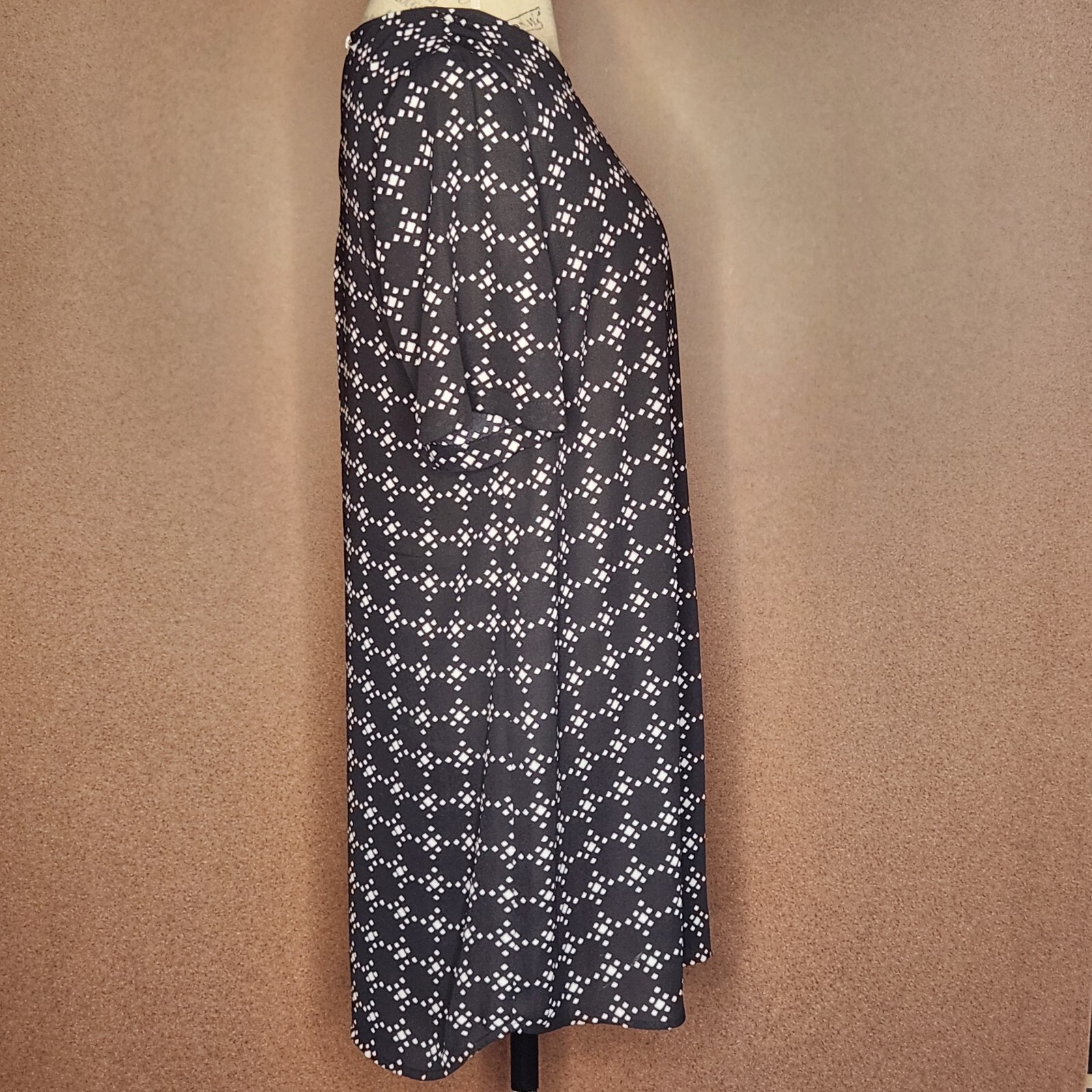 Daniel Rainn Polka Dot Shift Dress Womens M Stylish & Comfortable Classic Look