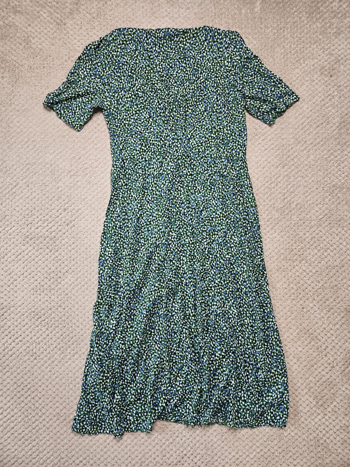 Nobody’s Child Alexa Ditsy Print Midi Dress V-Neck Short Sleeve Green Size UK 14