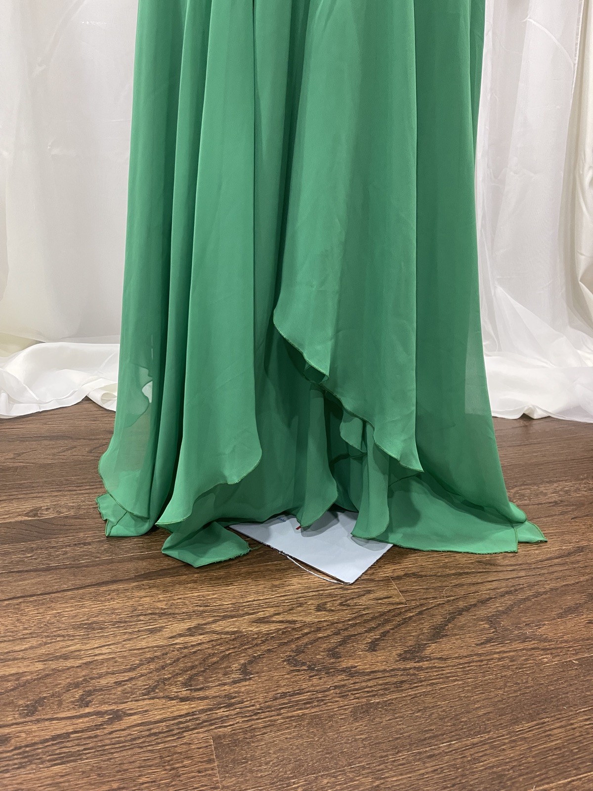 Masquerade women’s 13/14 lined formal dress green strapless back zip belted NWT