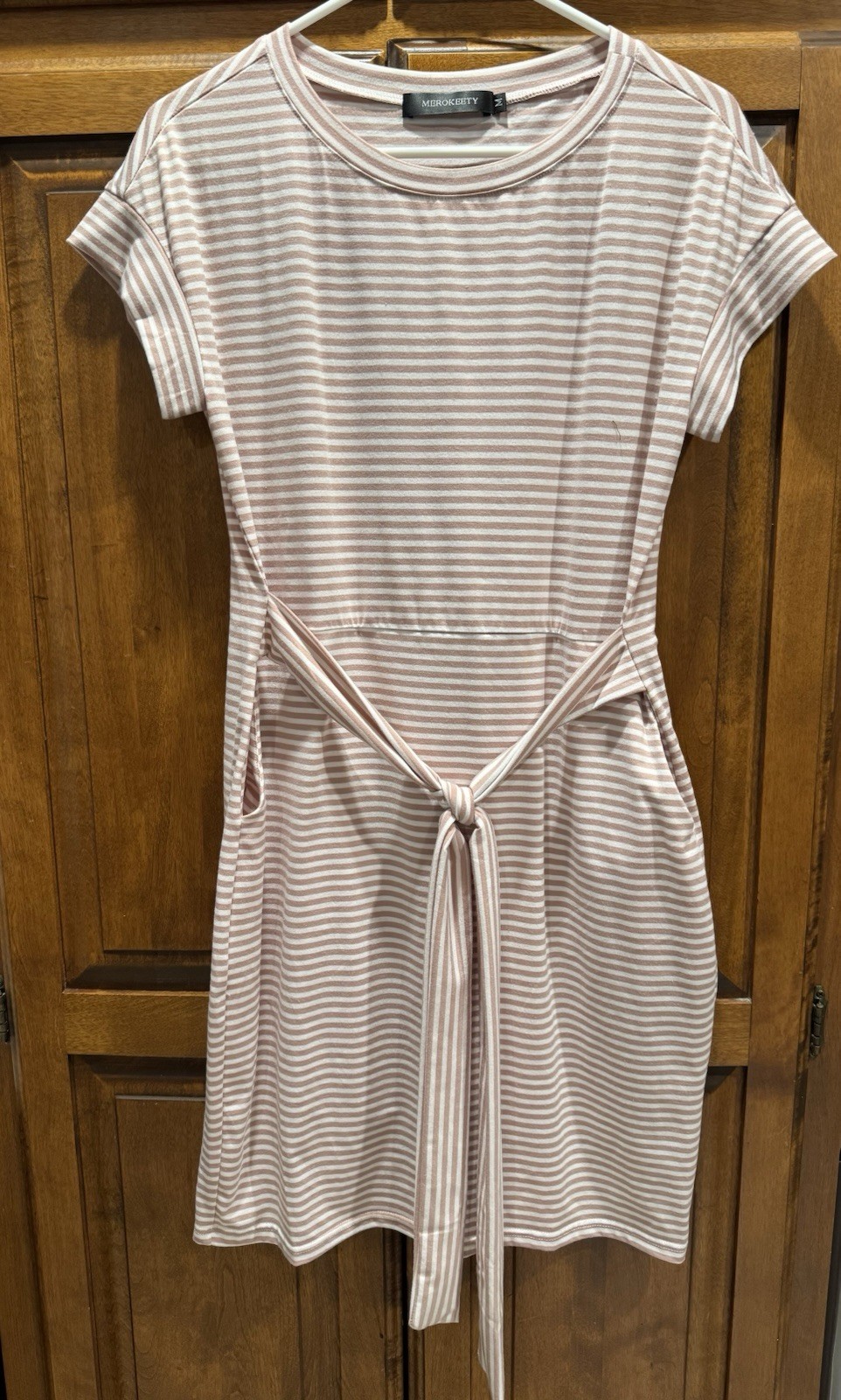 Women’s New Medium Merokeety Dress Pink & White tie Stripe Short sleeve, pockets