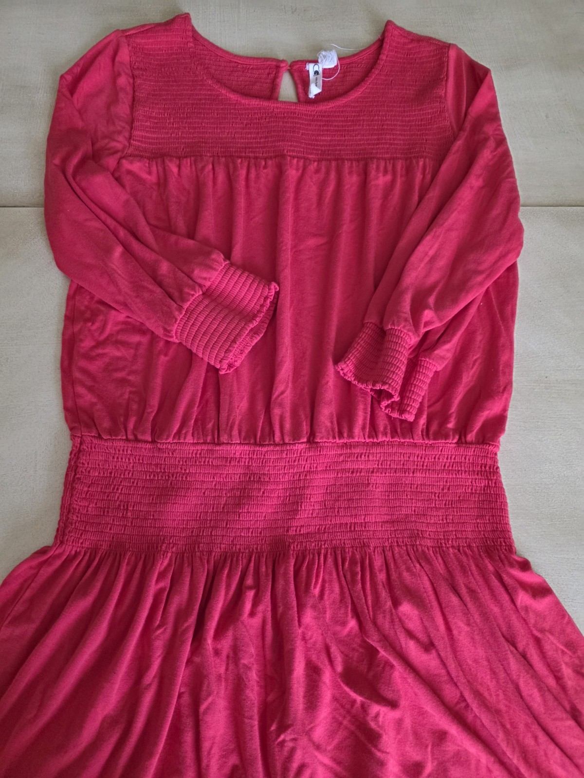 Cable & Gauge Womens Dress Size Medium Fuchsia Pink Smocked Long Sleeve Keyhole