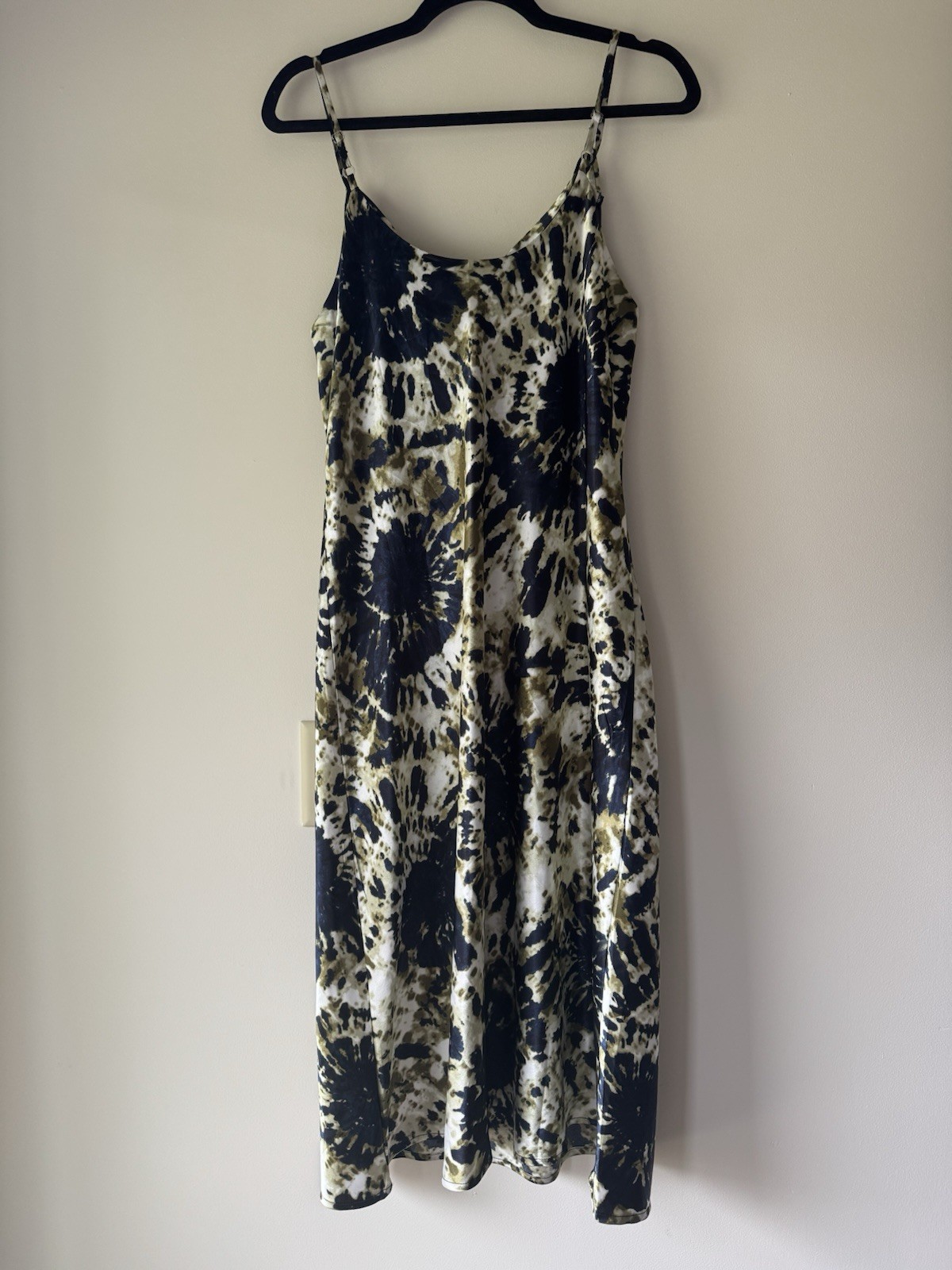 Cato Women’s Est. 1946 Adjustable Spaghetti Strap Silky Satin Midi Dress Boho