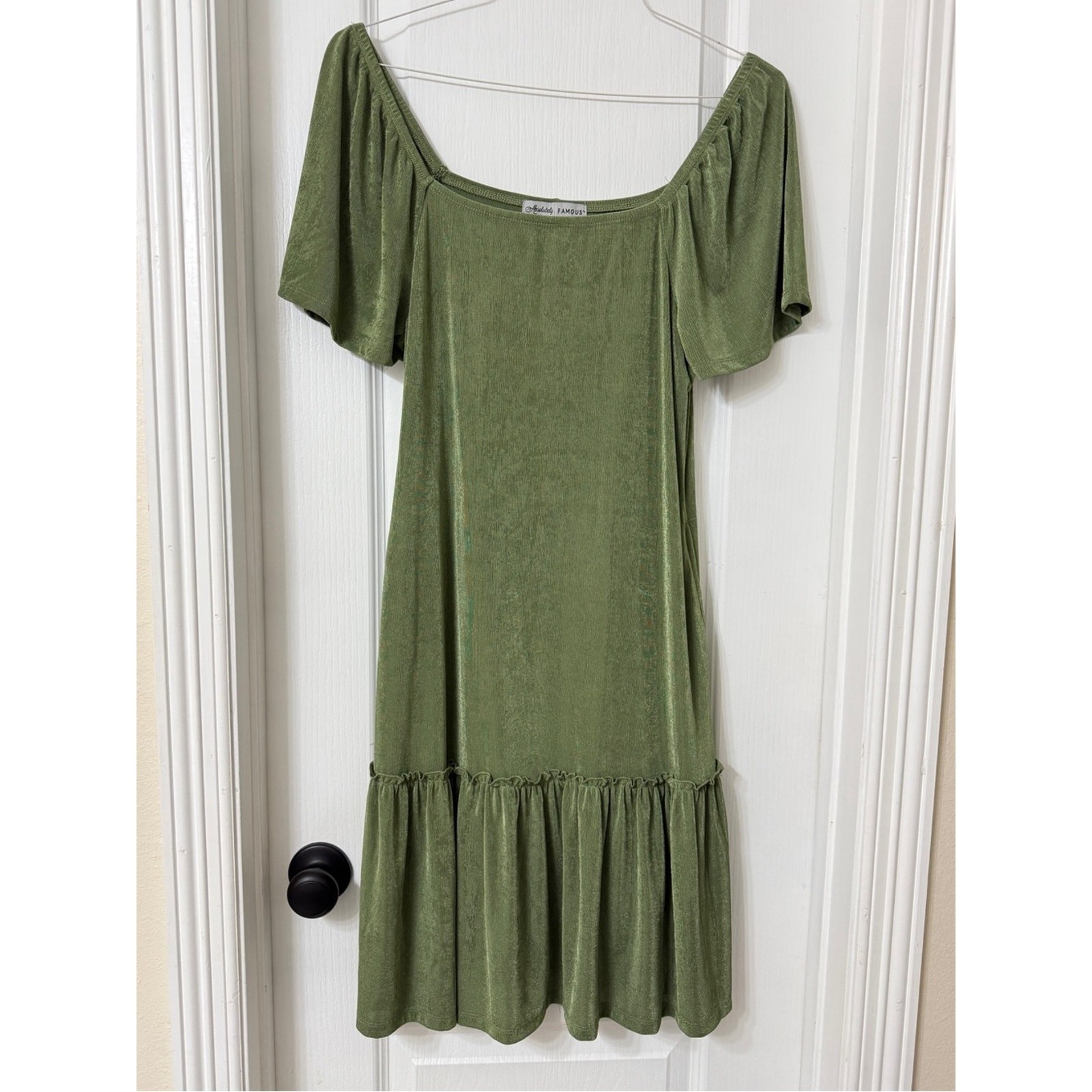 Absolutely famous green flutter sleeve dress square neck tiered ruffle hem L