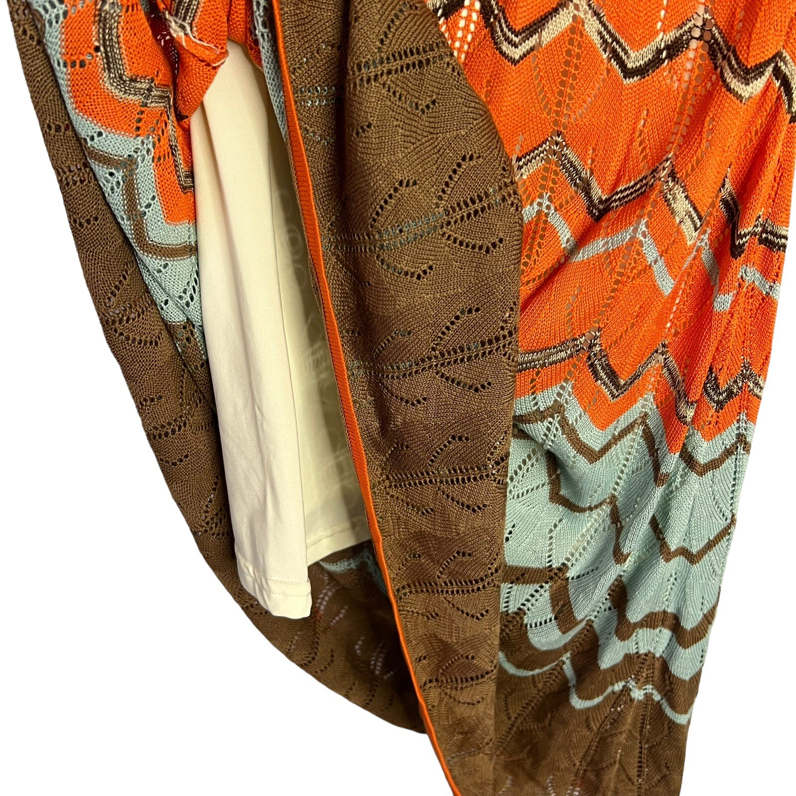 BCBGMaxAzria Chevron Silk Rayon Blend Knit Dress Size Medium Boho