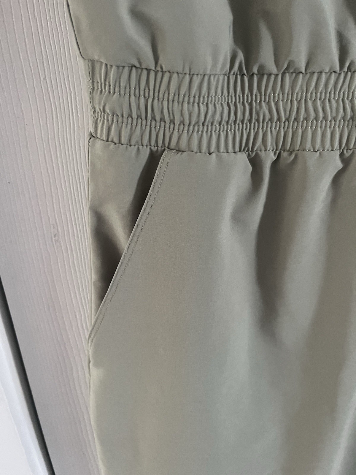 THE NORTH FACE stretch nylon Sage Green Casual Dress Size L Travel Vacation NWOT
