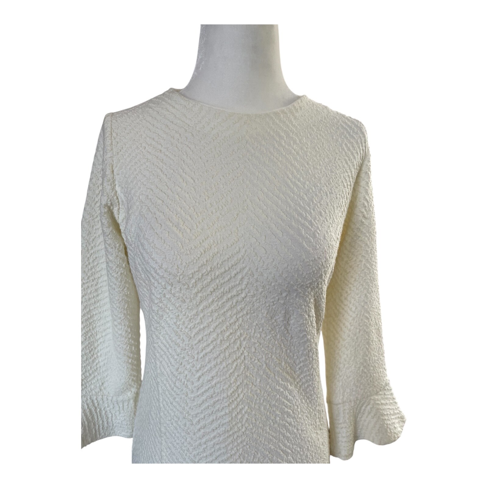 J.McLaughlin Cream Textured Knit Shift Dress XS Bell Sleeve Classic Elegant