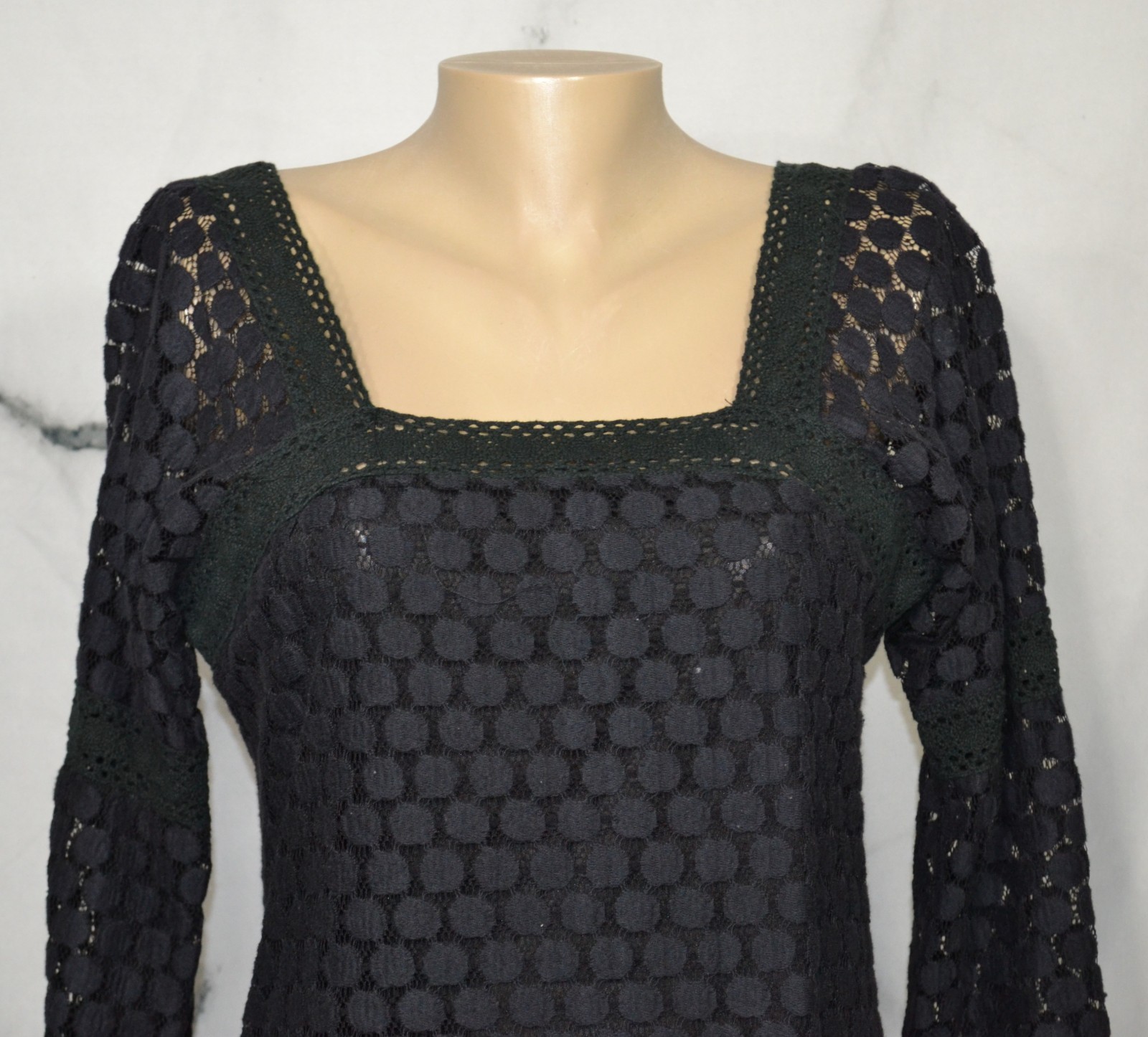 SOLITAIRE Black Circle Lace Square Neck Dress Large 3/4 Tied Cuff Sleeves Lined