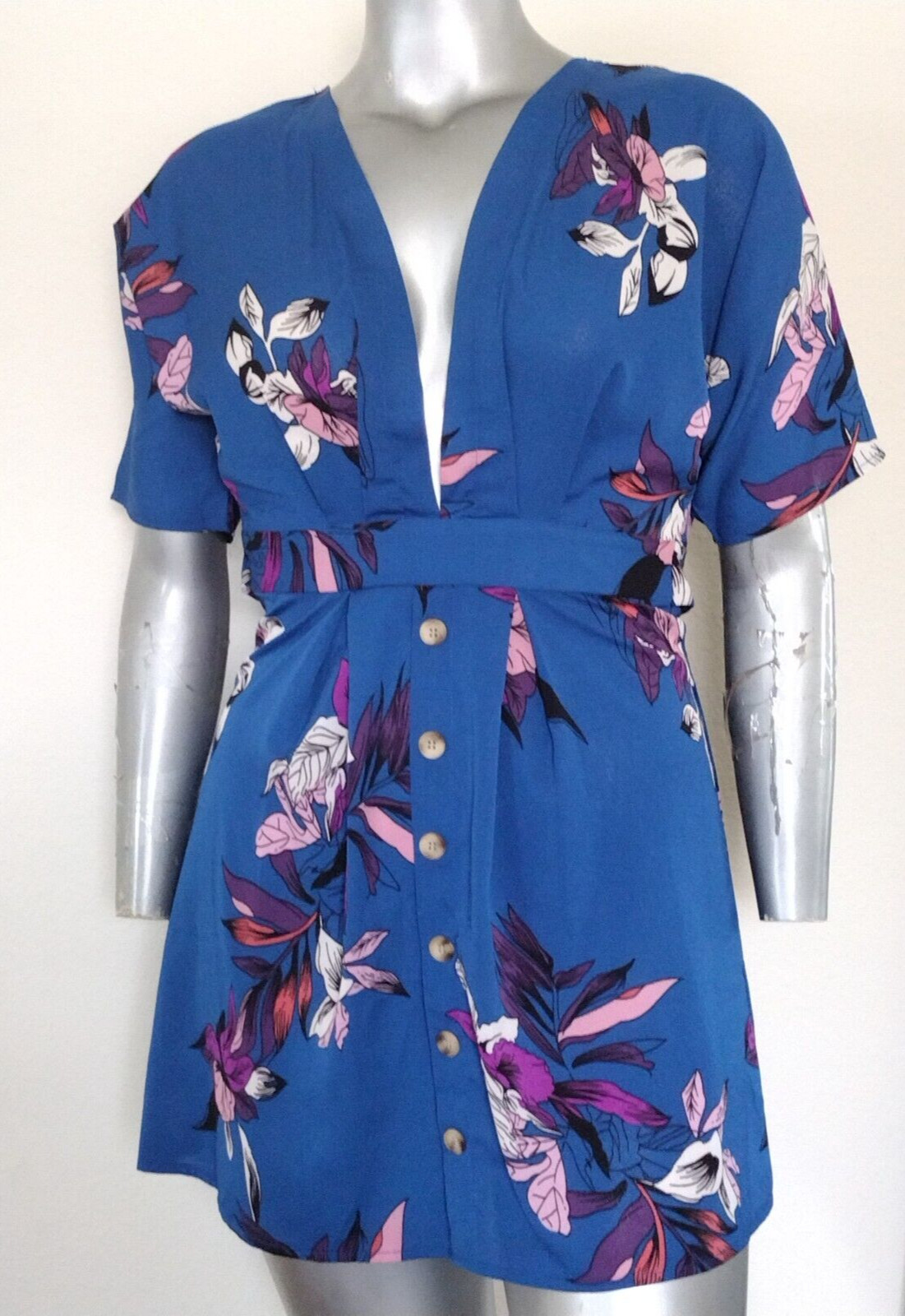 WOMAN SHEIN MINI DRESS Size S V Neck Tie Back Zipper Short Sleeve floral