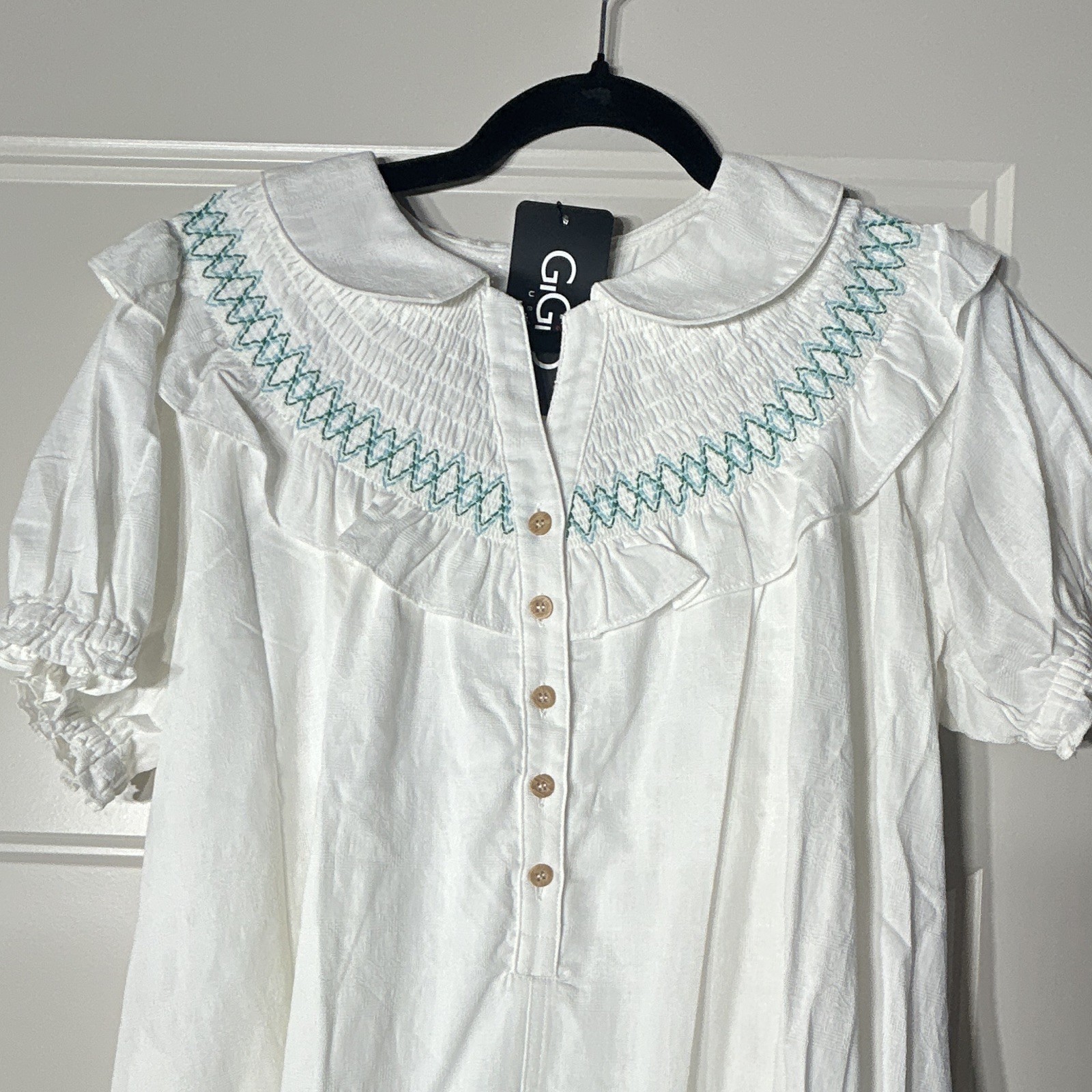 GiGiO Women’s White Collared Smocked Embroidered A-Line Dress Button Front M