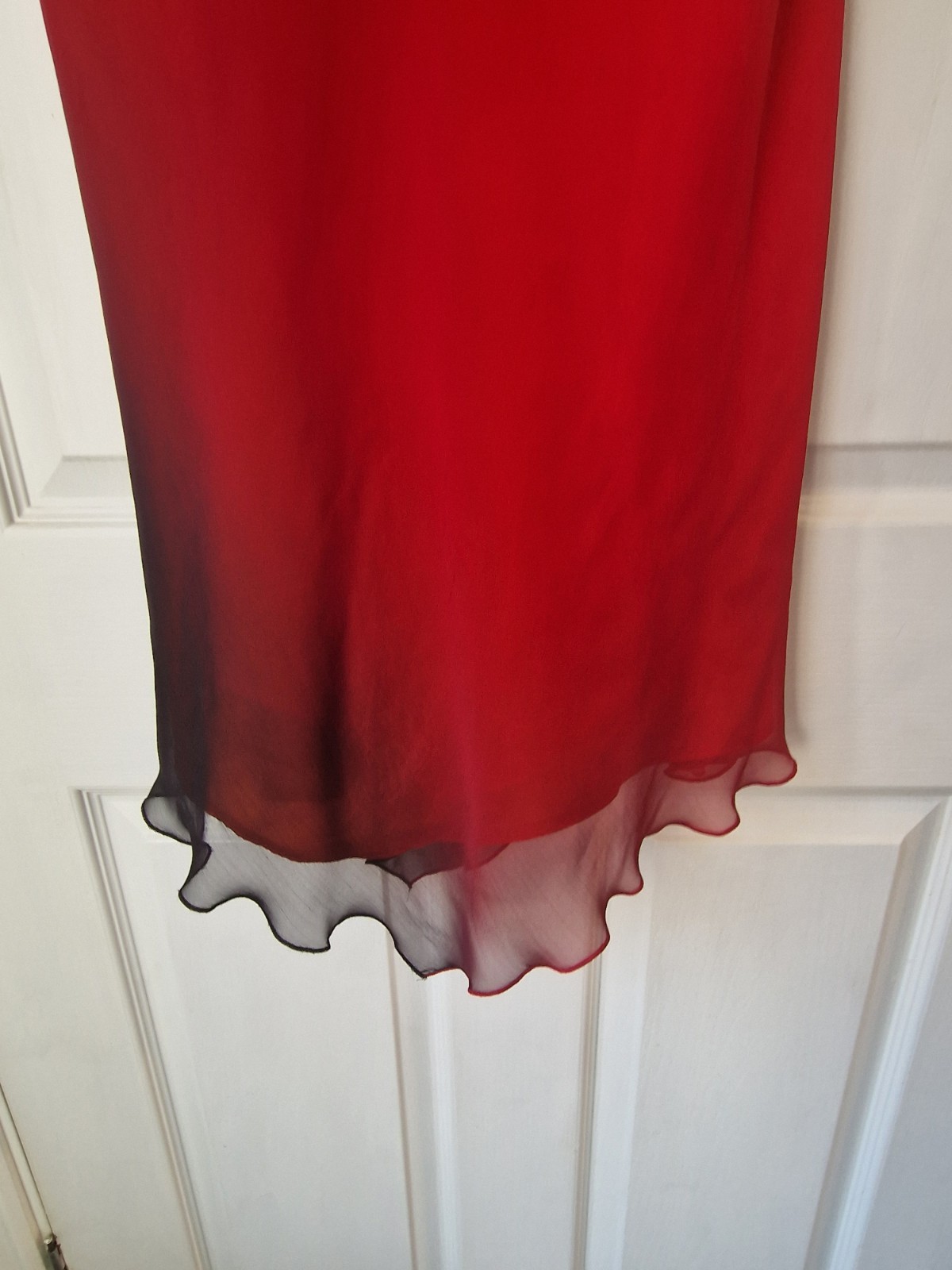 #ladies Debut Knee Length Dress Special Occasion Ombre Red/black. Size 12