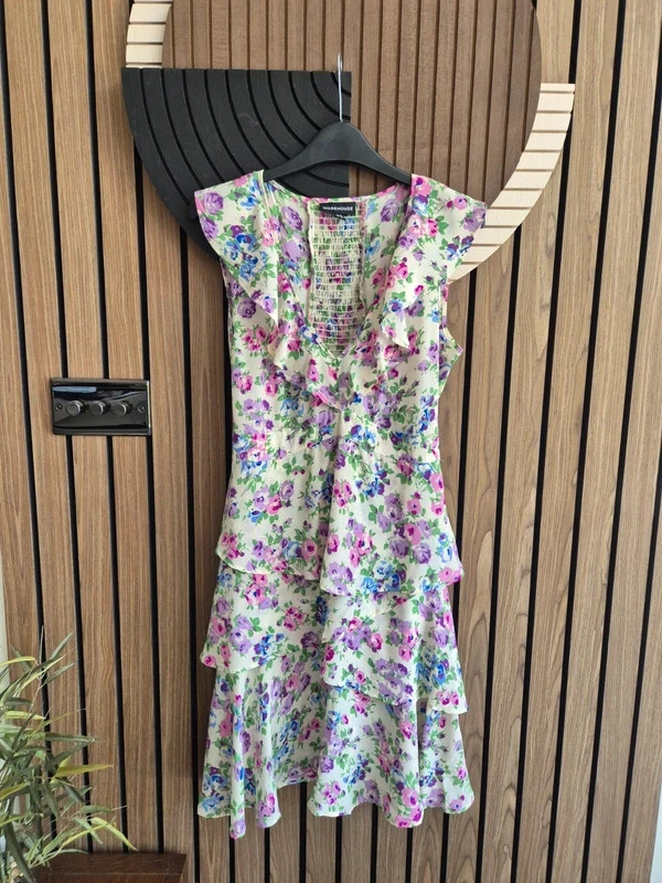 Warehouse Vintage Y2K 100% Silk Cream Purple Floral Tiered Ruffle Dress Size 10