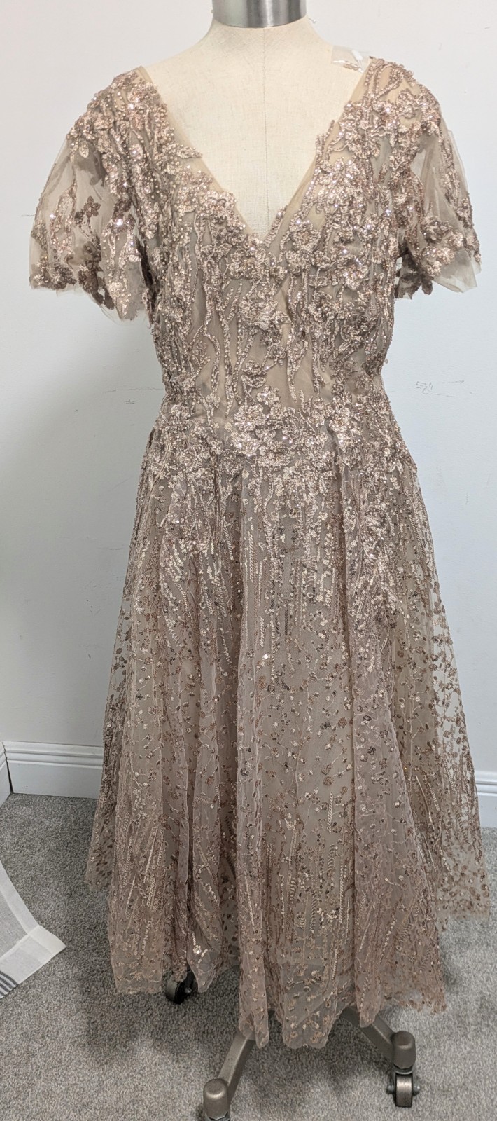 Mac Duggal Embellished Butterfly Fit & Flare Tea-Length Dress Size 12 Wedding
