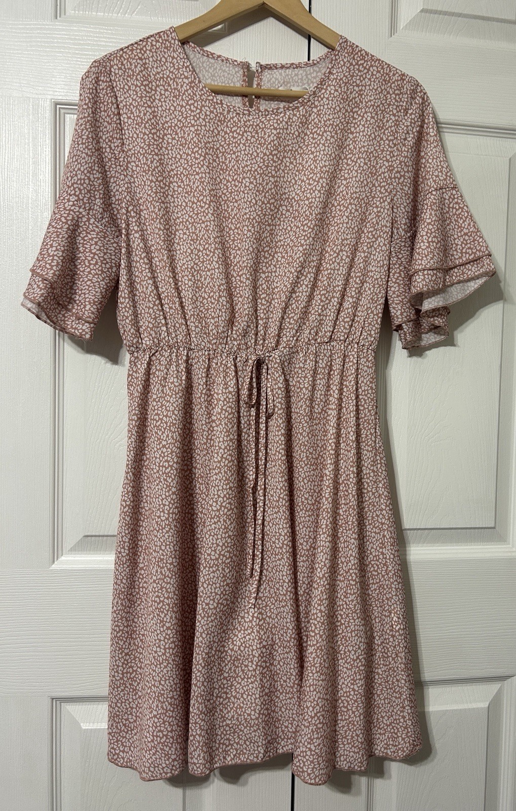 ANRABESS Taupe Mauve Animal Print Dress Ruffle Sleeves Elastic Waist NWT S