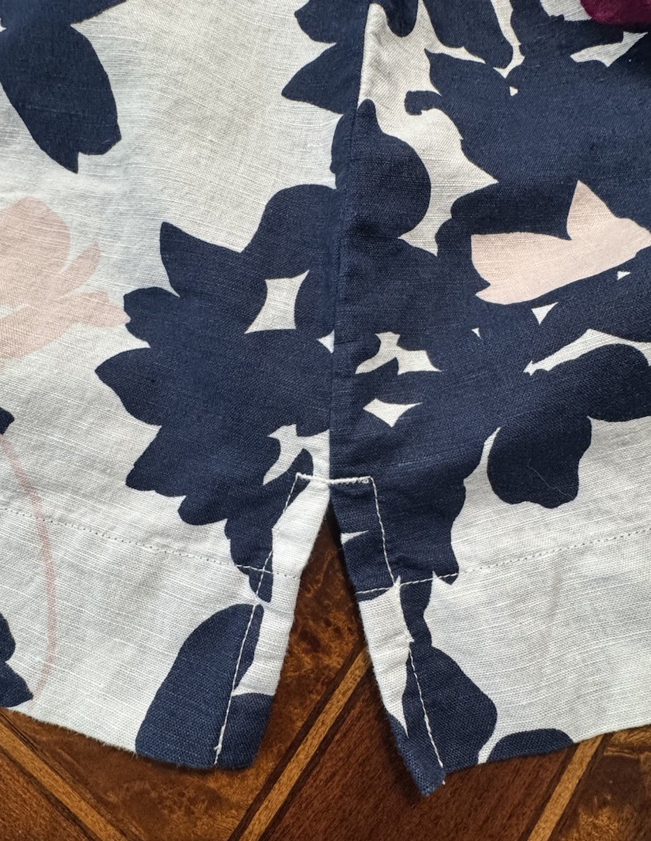 Liz Claiborne Linen Sheath ~ Bold Navy Floral ~ Size Medium ~ NWOT!