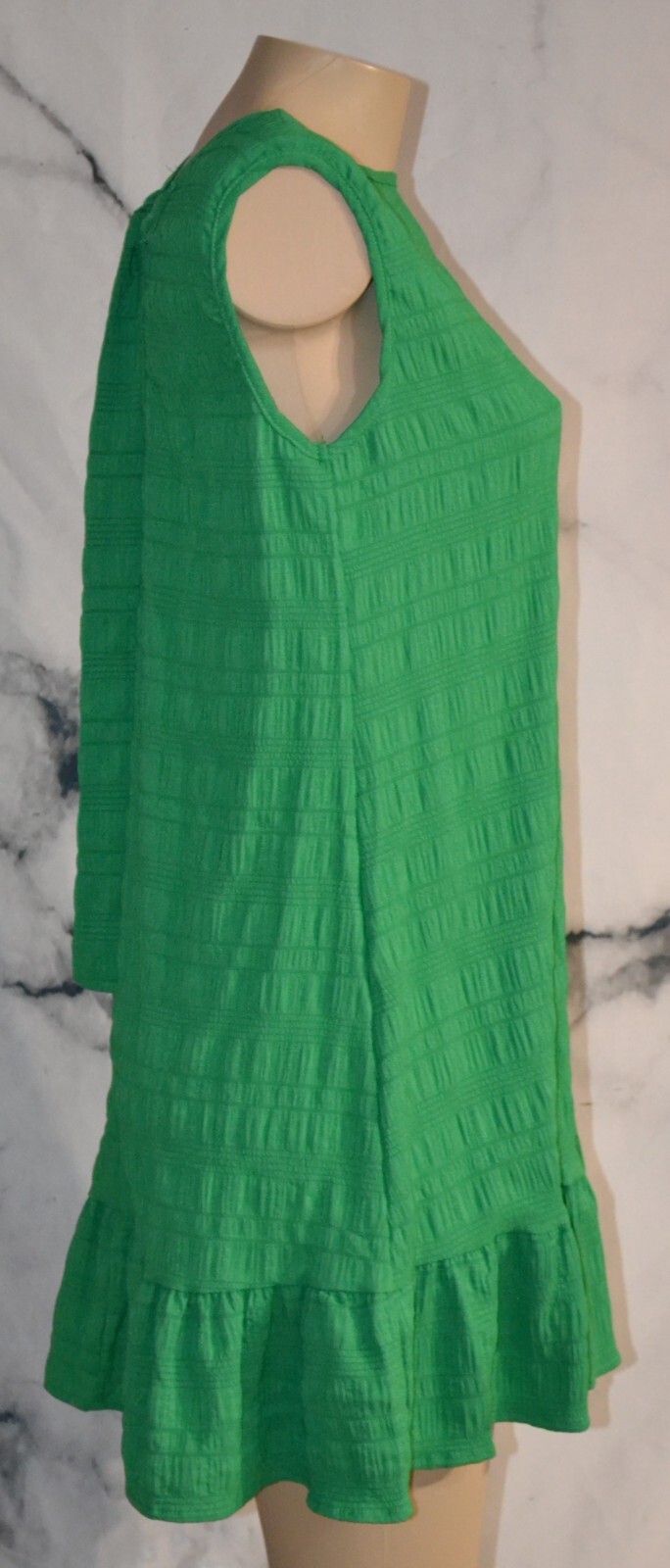 SHEIN Green Crinkle Stripe Sleeveless Tie Back Swing Dress 6 Unlined Ruffle Hem