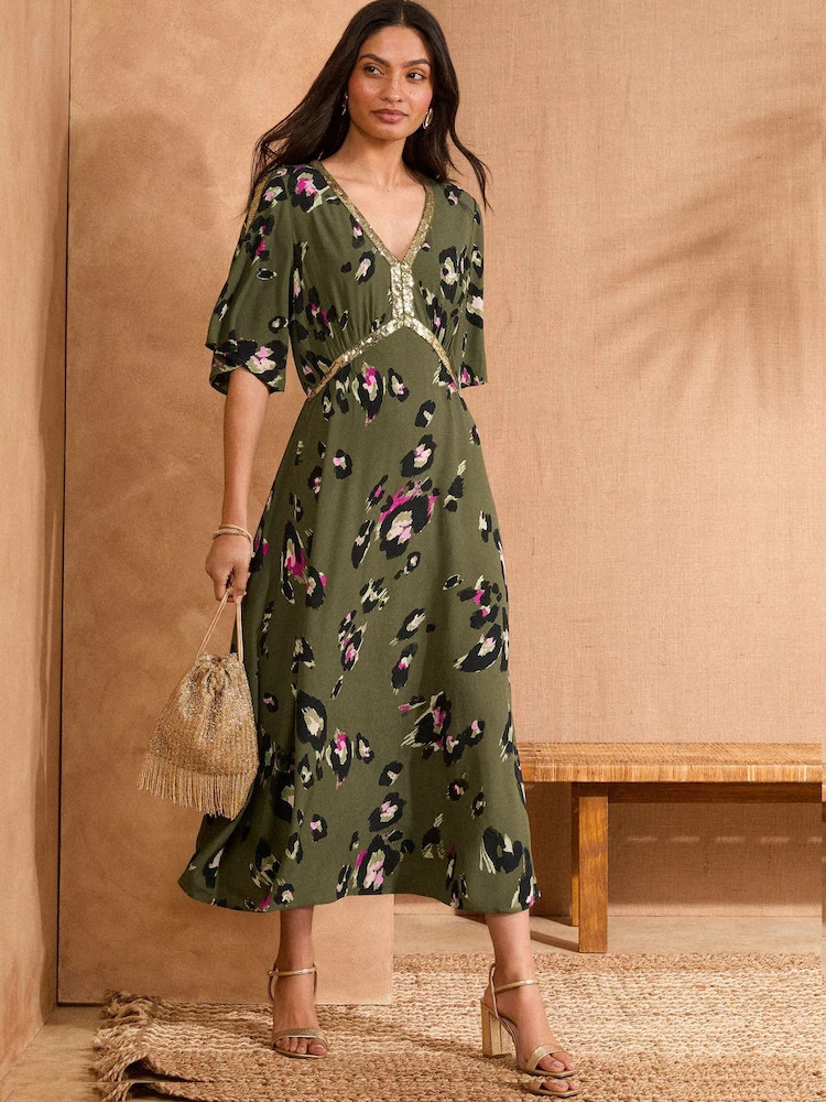 Next Love & Roses Khaki Green Animal Sequin Angel Sleeve Midi Dress Size 14