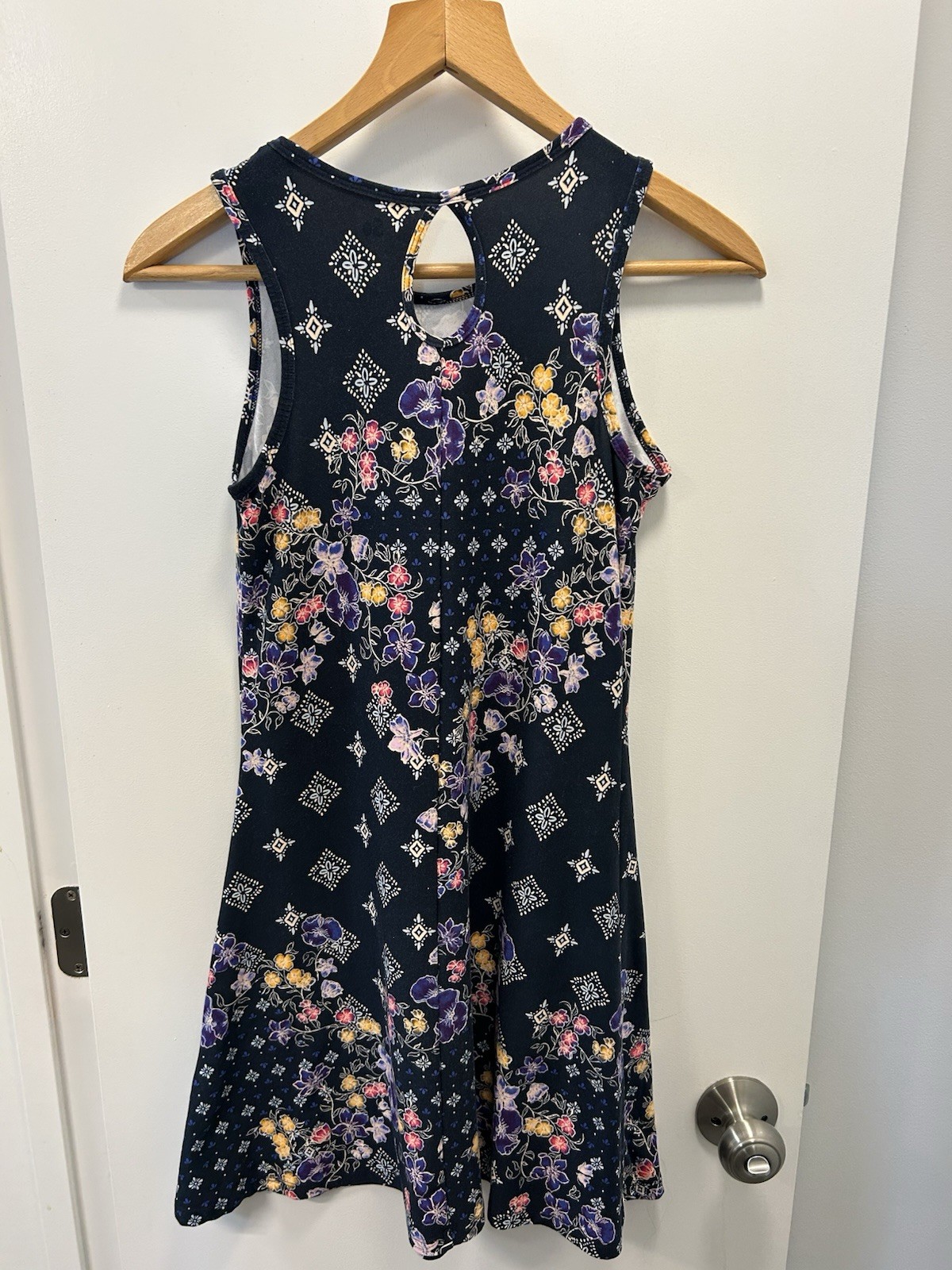SO Y2K Black Floral Fit And Flare Dress Size xs Stretchy keyhole back