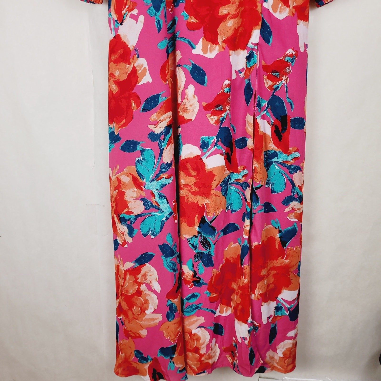 New En Creme Brielle magenta floral long sleeve side slit vneck maxi dress large