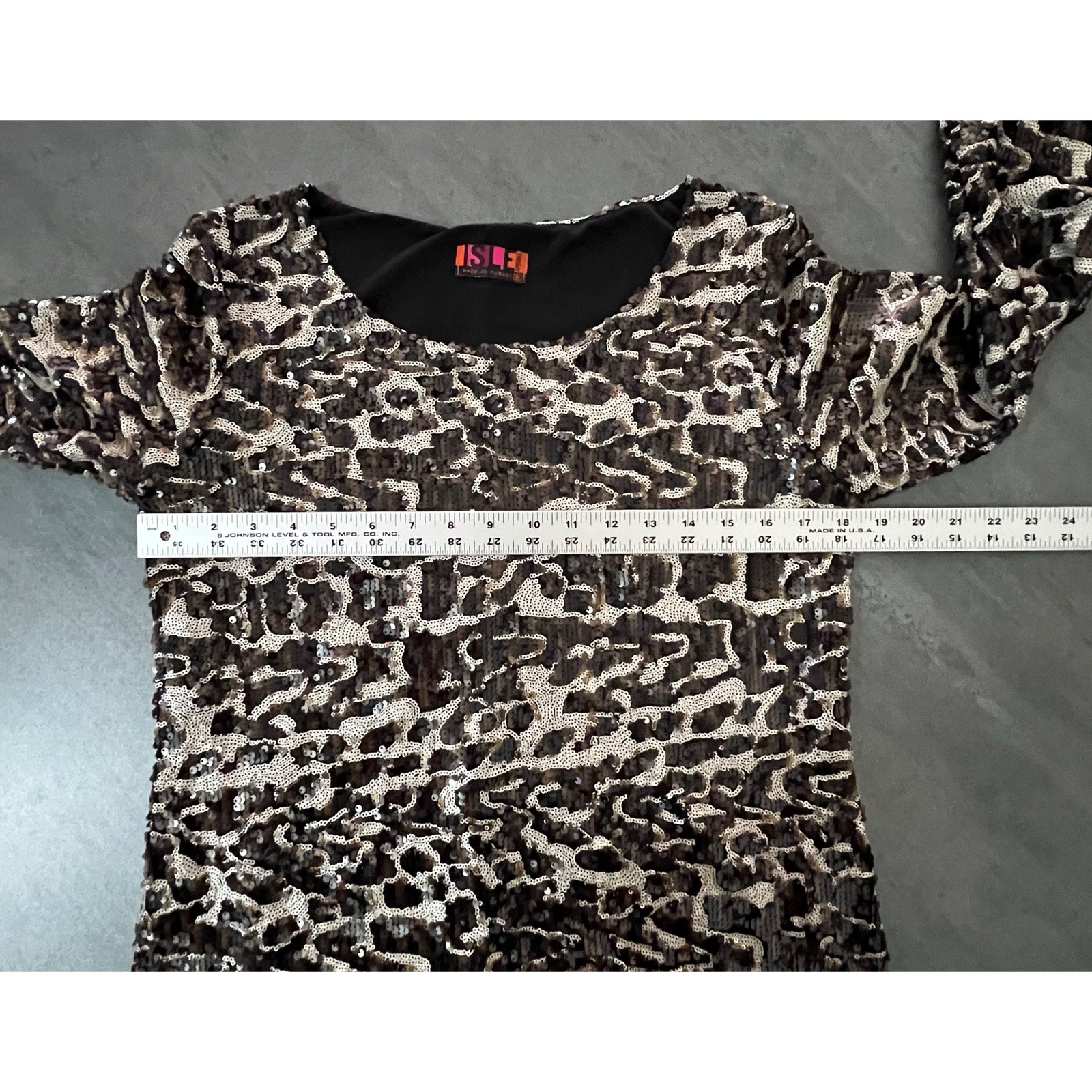 Isle Apparel Camo Animal Print Full Sequin Lined Shift Dress Women’s Size Medium