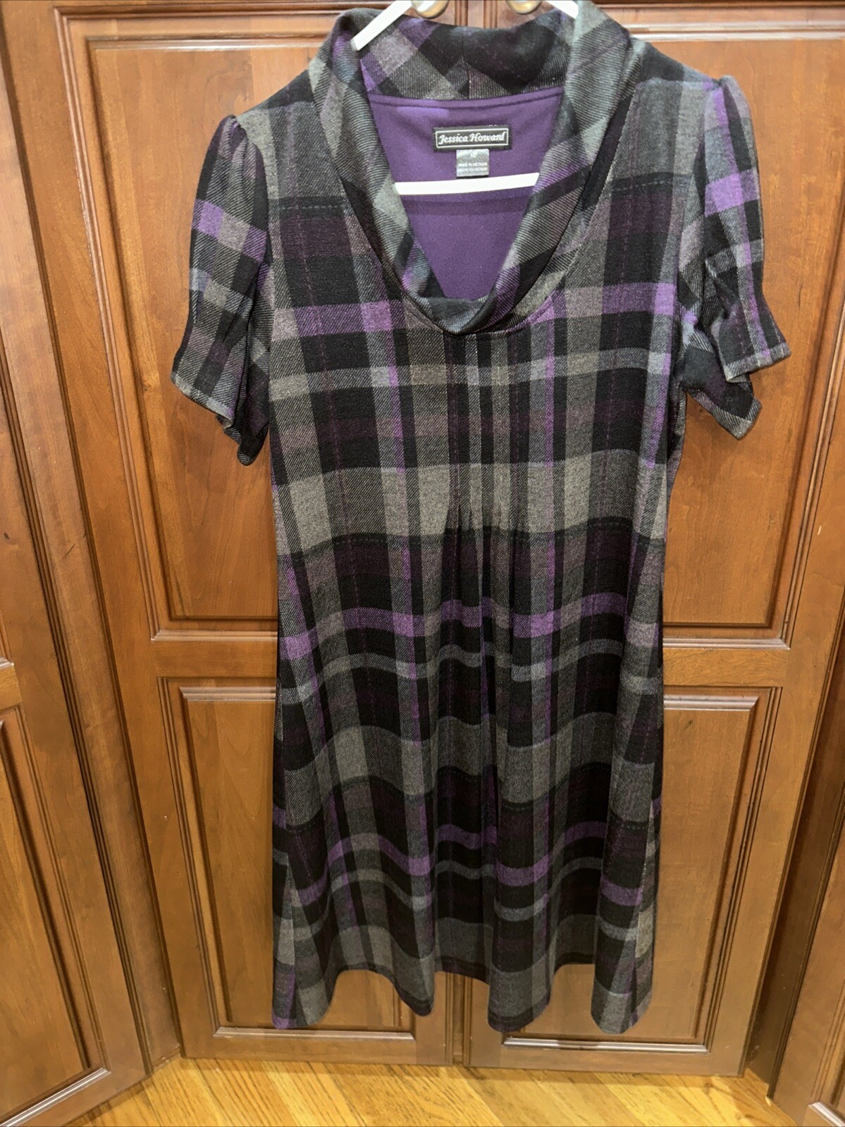 Womens Tunic Dress Plaid Grays/ Purple / Black Lined Short Sleeved Size 10