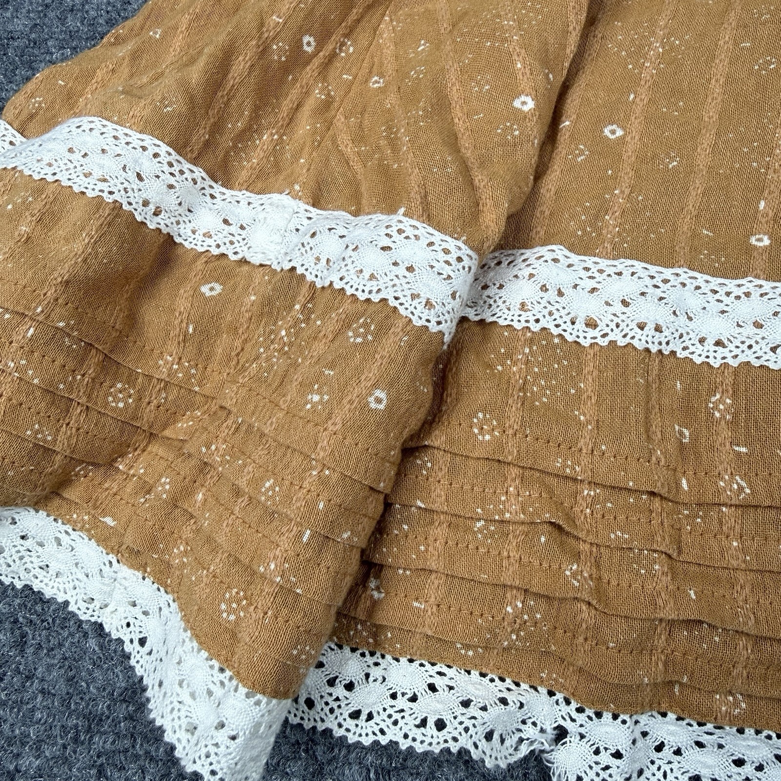 American Eagle Tan and Cream Babydoll Dress Size Small