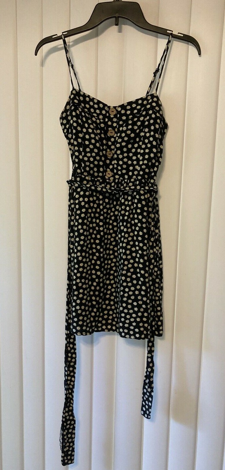 PURPLE SNOW BLACK WHITE YELLOW FLORAL DAISY SUN DRESS JRS SMALL CUTE FRESH SWEET