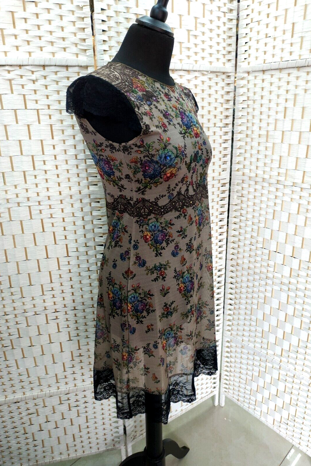 Beautiful Michal Negrin Colorful Crystal Touche Flowers Dress Size – M –