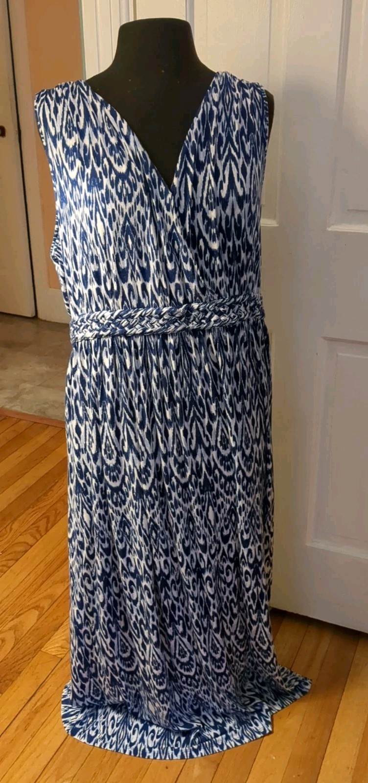 Ronni Nicole Sleeveless Maxi Dress XL Blue N White Jersey Knit V-neck