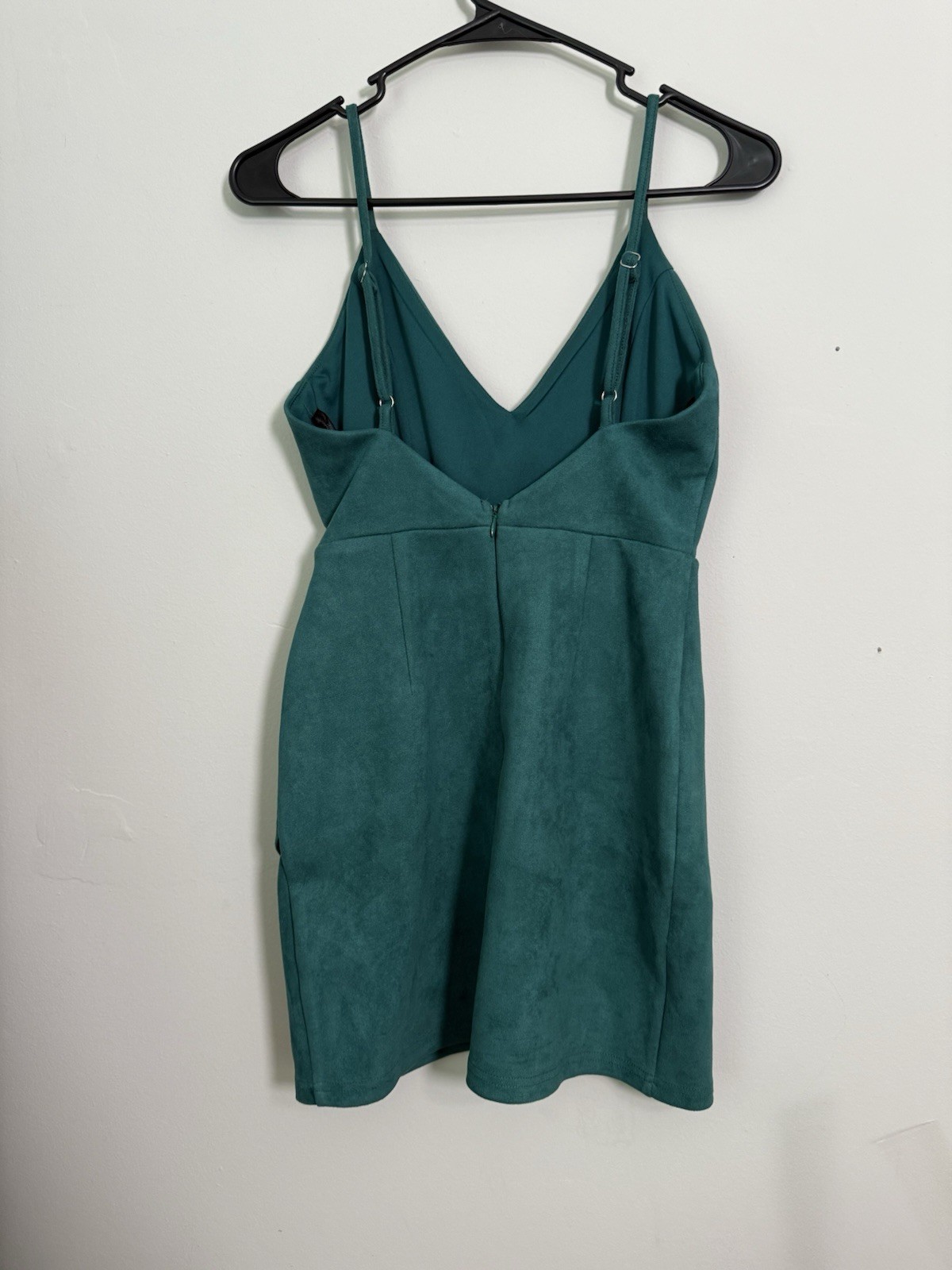 Revolve Superdown Carrie Faux Suede Mini Dress Green Sz XS Sexy Event Cocktail