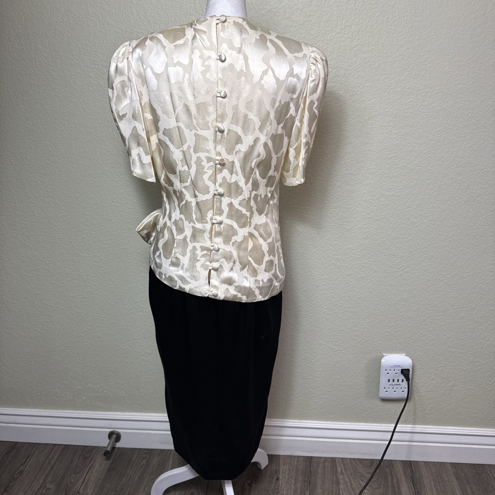VTG 80s A.J. Bari Two Tone Jacquard Puff Sleeve Bow Midi Dress Velvet Size 8